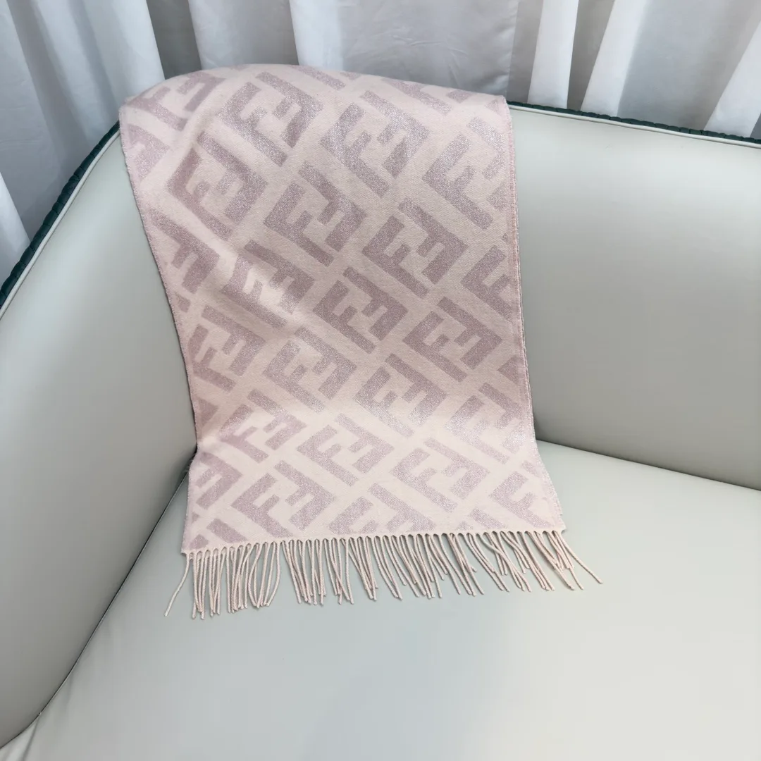 Шарфы Fendi 2397