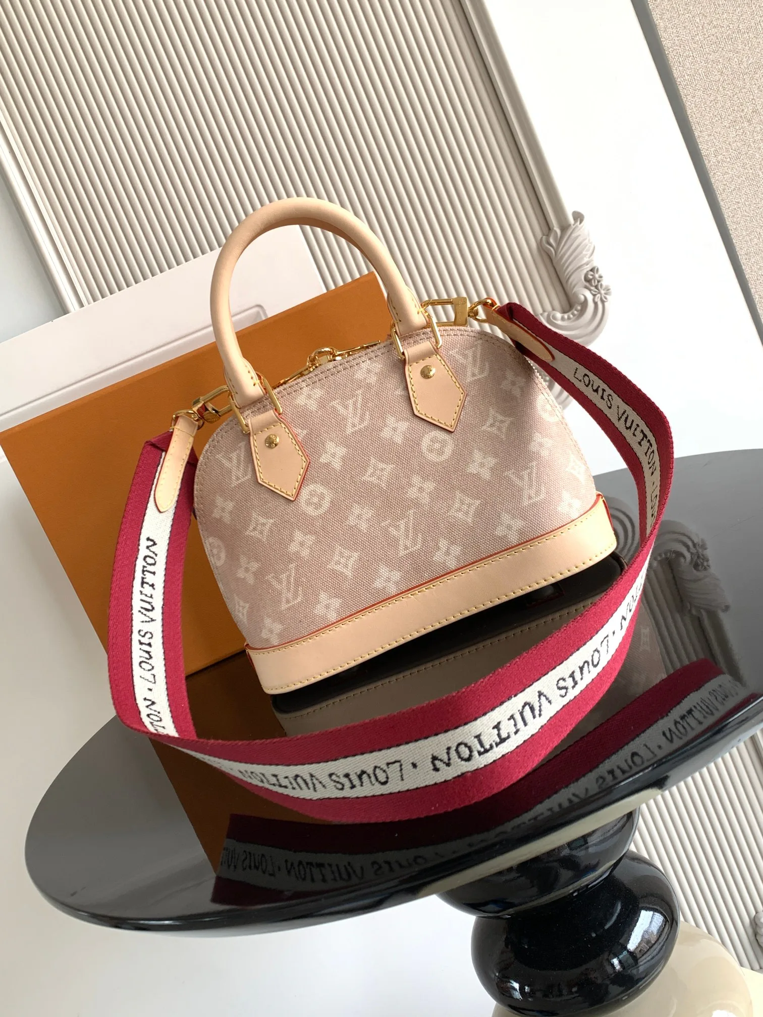 Сумки На Ремне Женские Louis Vuitton 249359