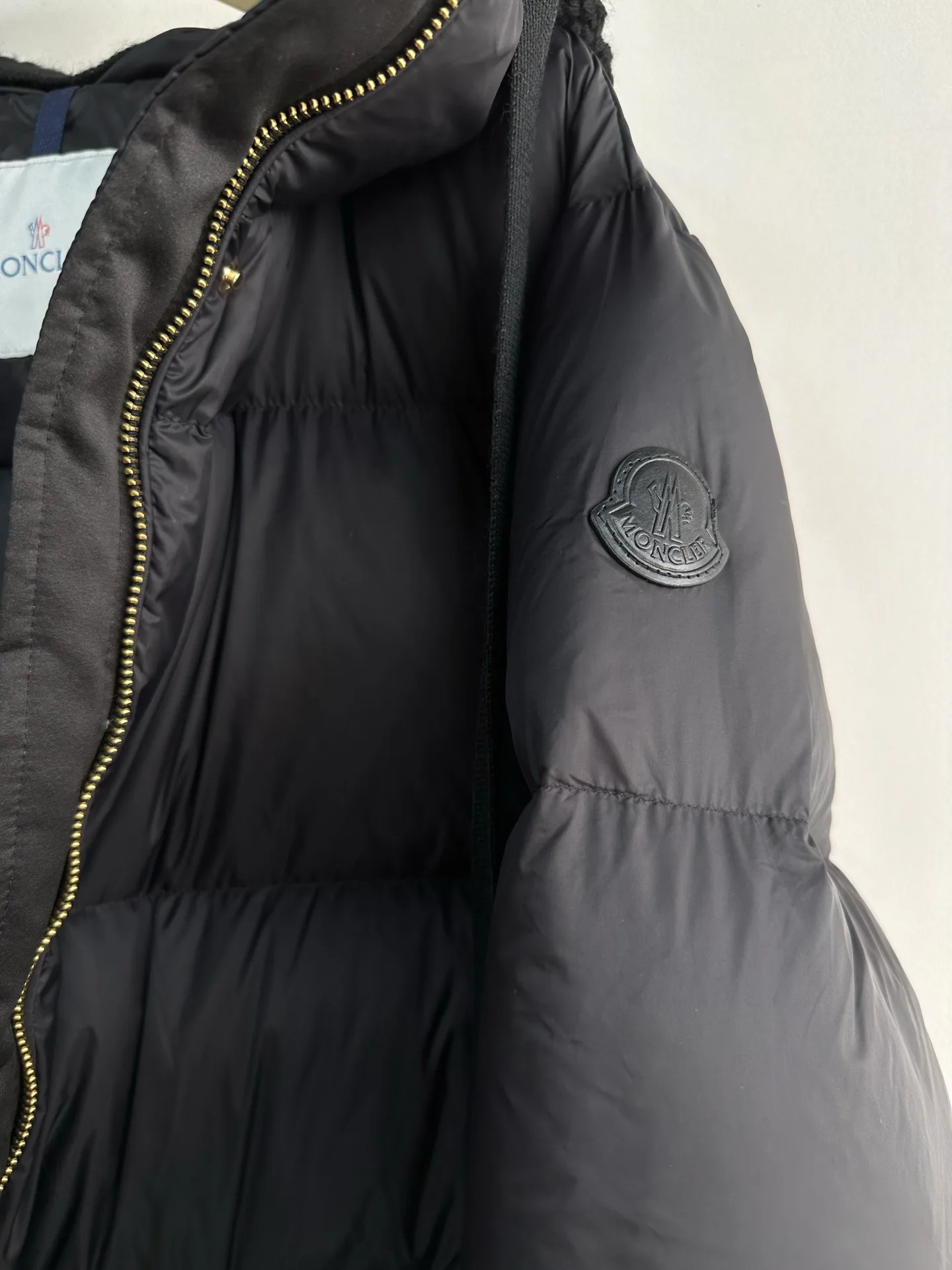 Куртки И Пуховики Женские Moncler 19014090
