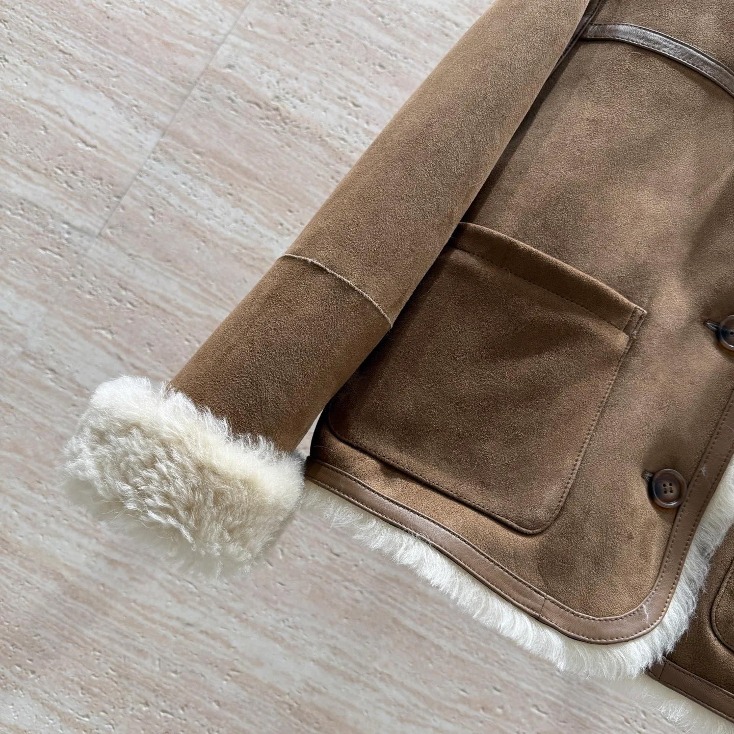 Кожаные Куртки И Дублёнки Женские Loewe 2772652