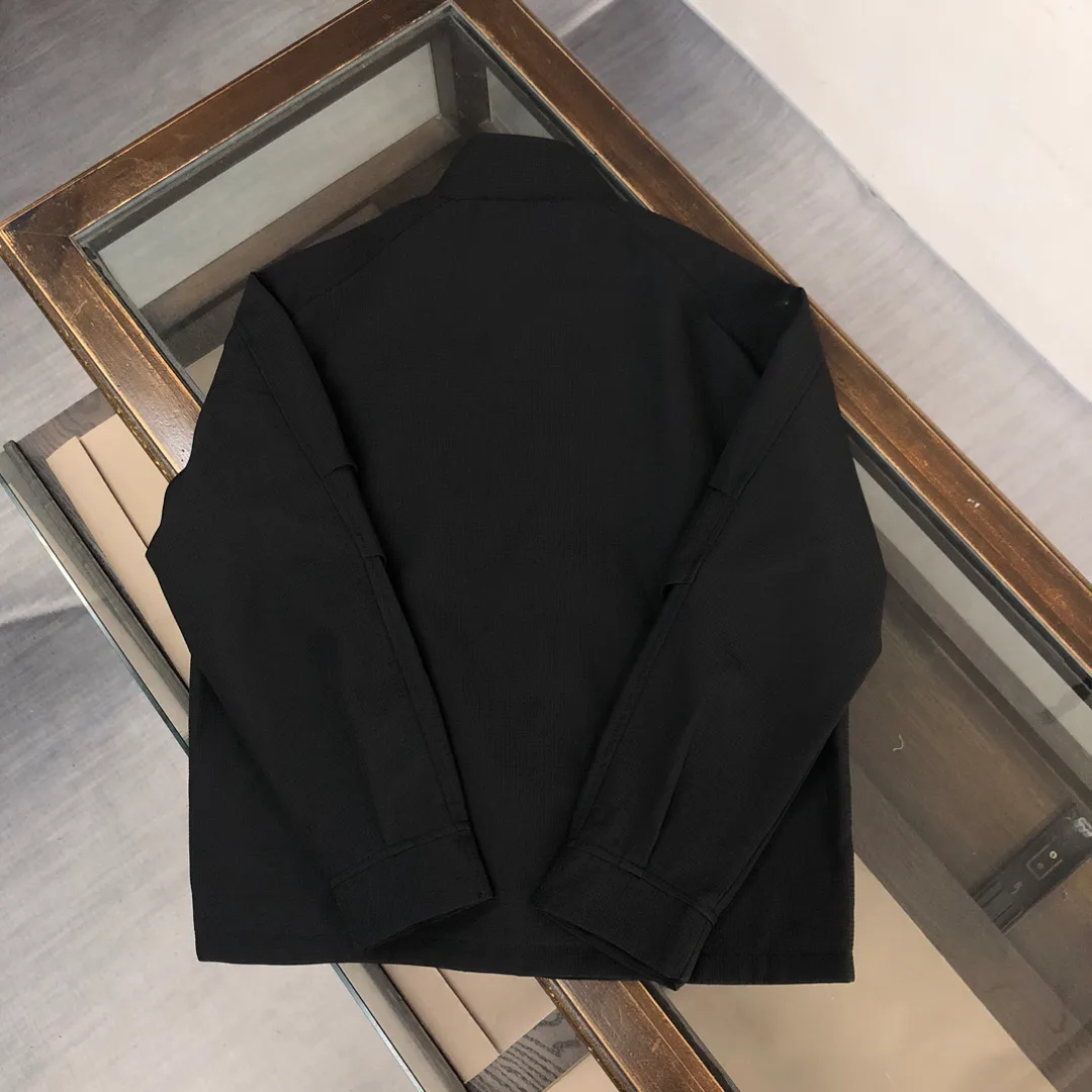 Куртки И Пуховики Мужские Prada 13230386
