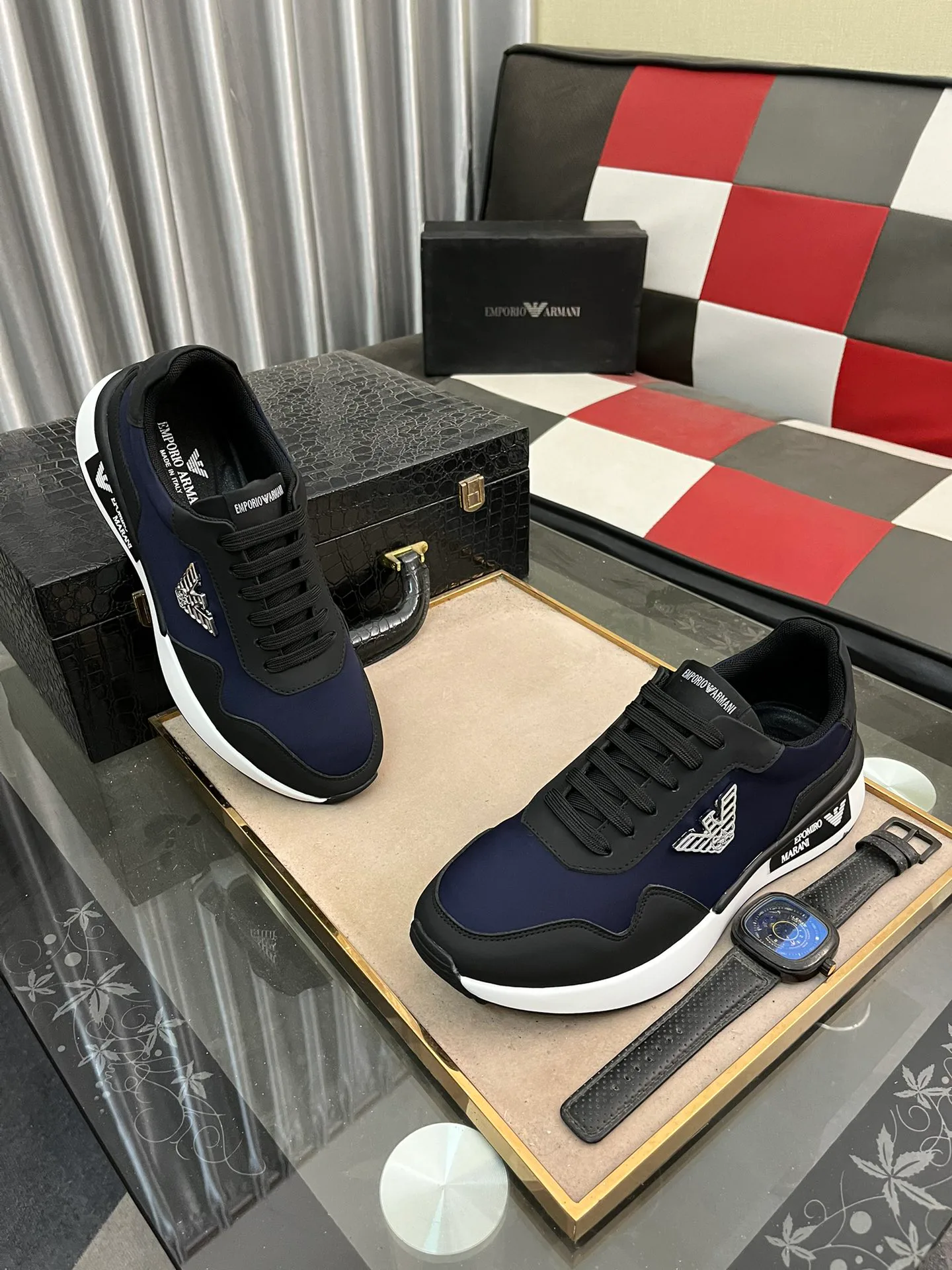 Кроссовки Женские Armani 587999