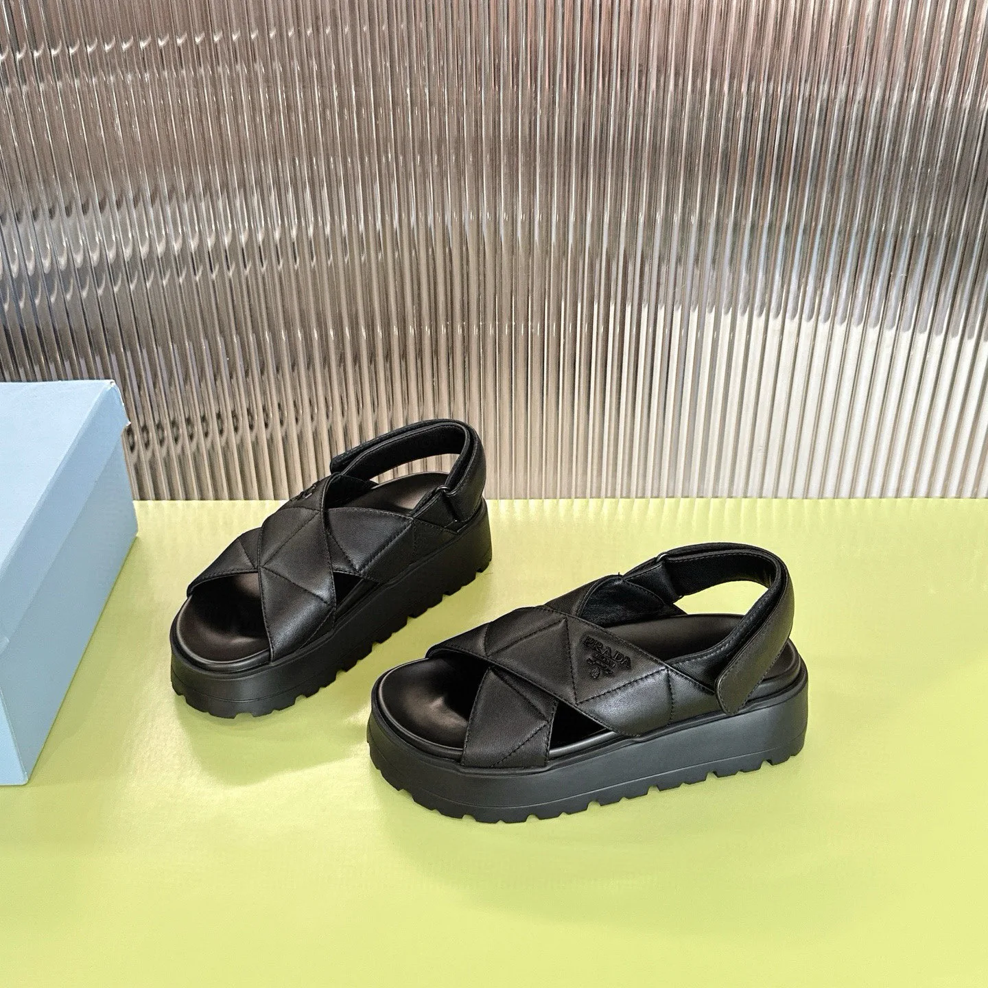 Сандалии Женские Prada 12821330