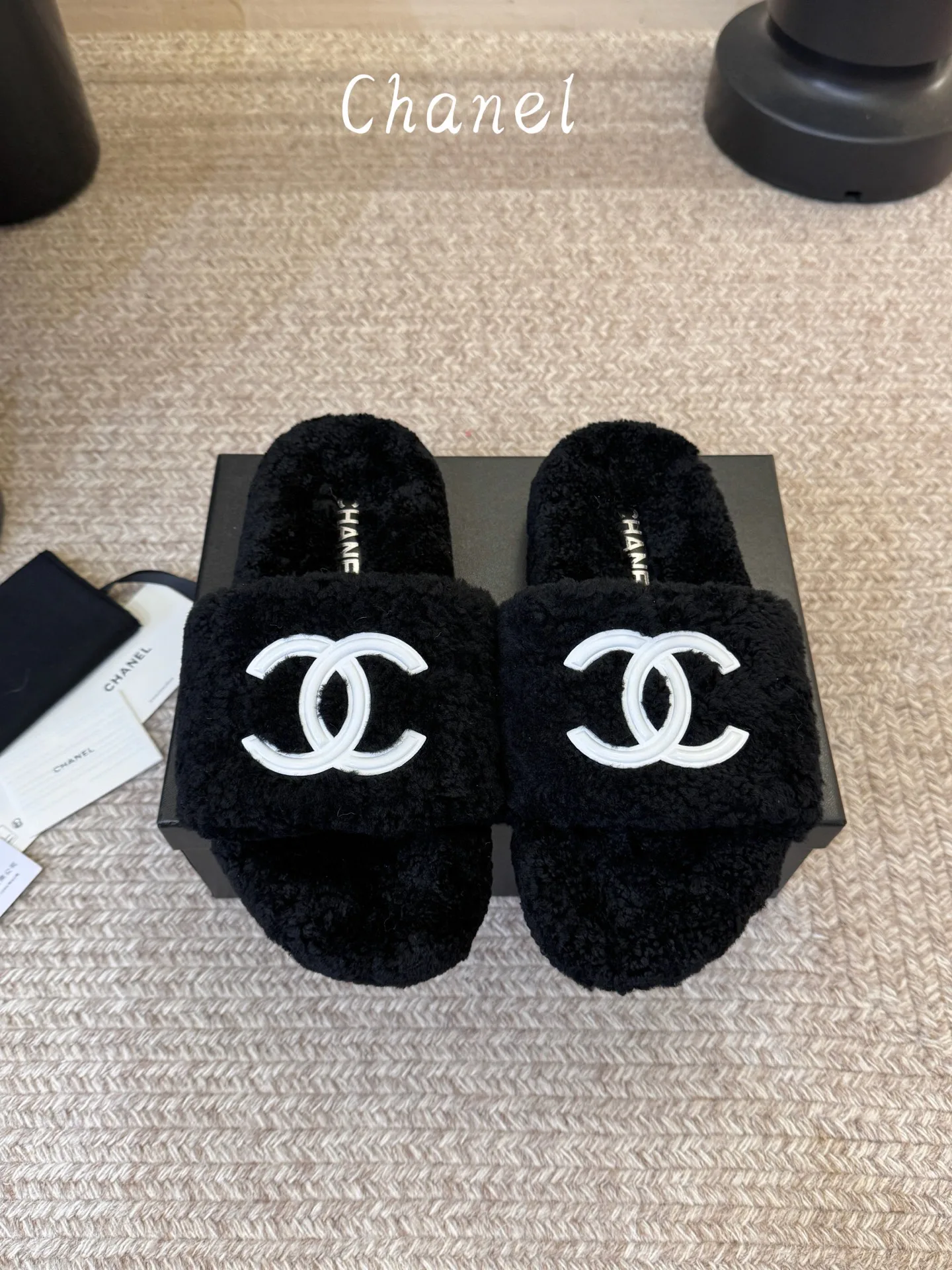 Тапочки Женские Chanel 17935007
