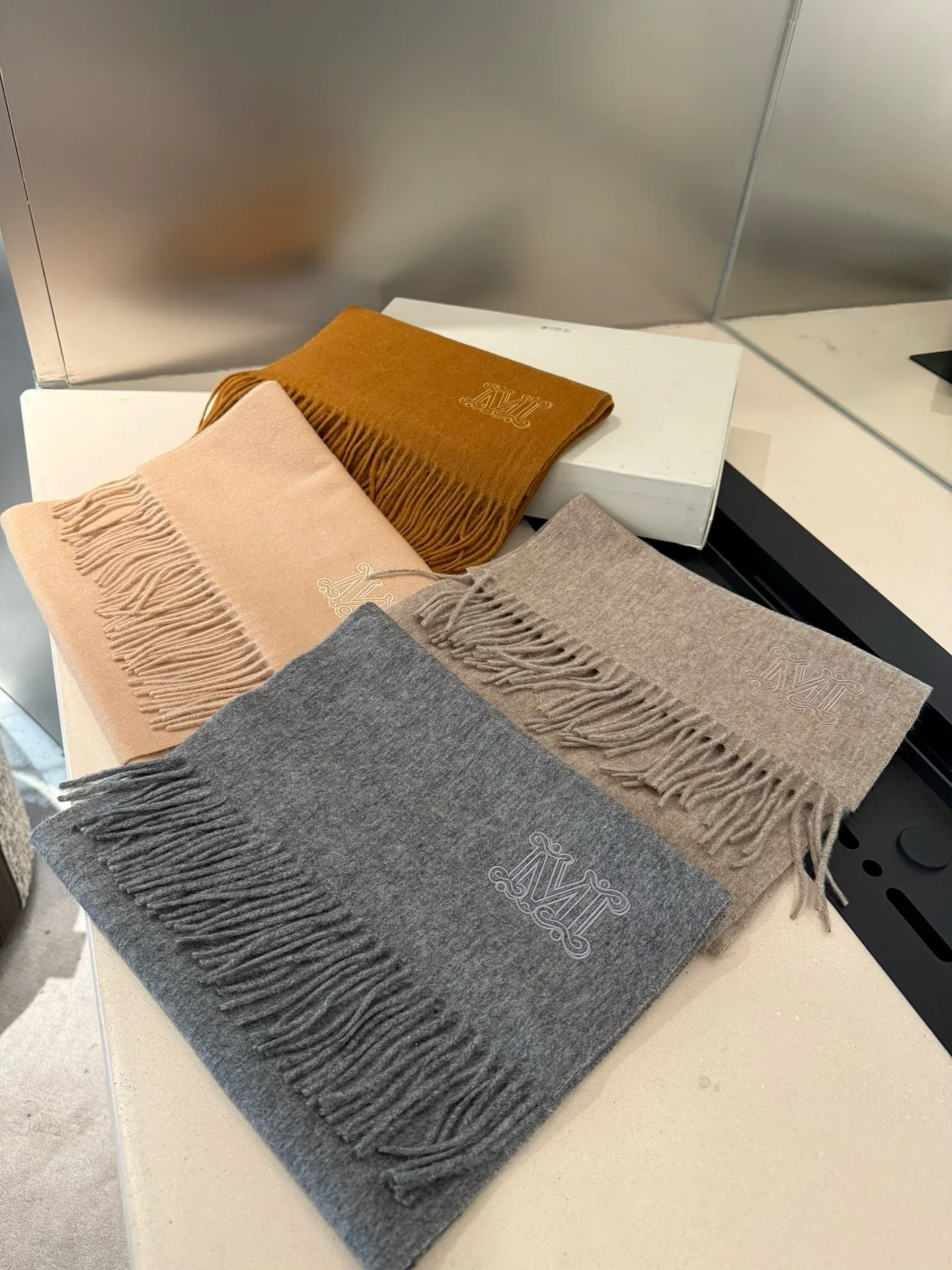 Шарфы Max Mara 18002717