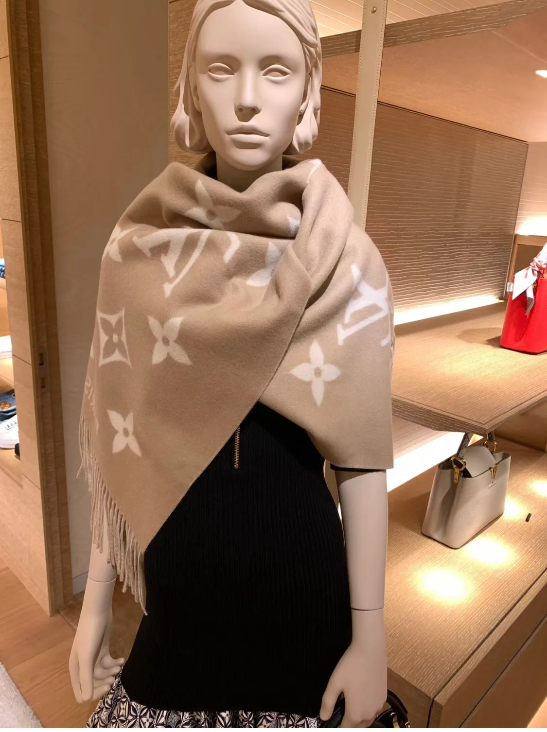 Шарфы Louis Vuitton 5785150