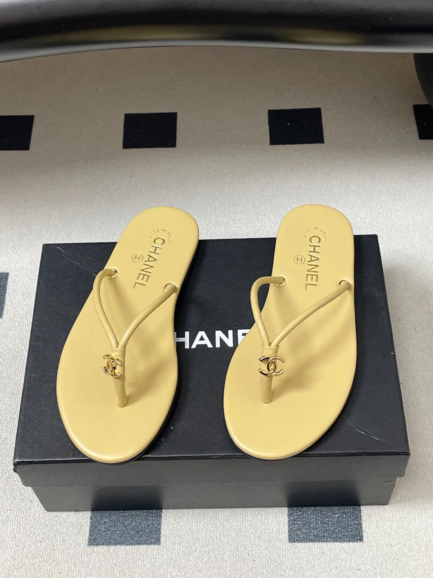 Сандалии Женские Chanel 11886476