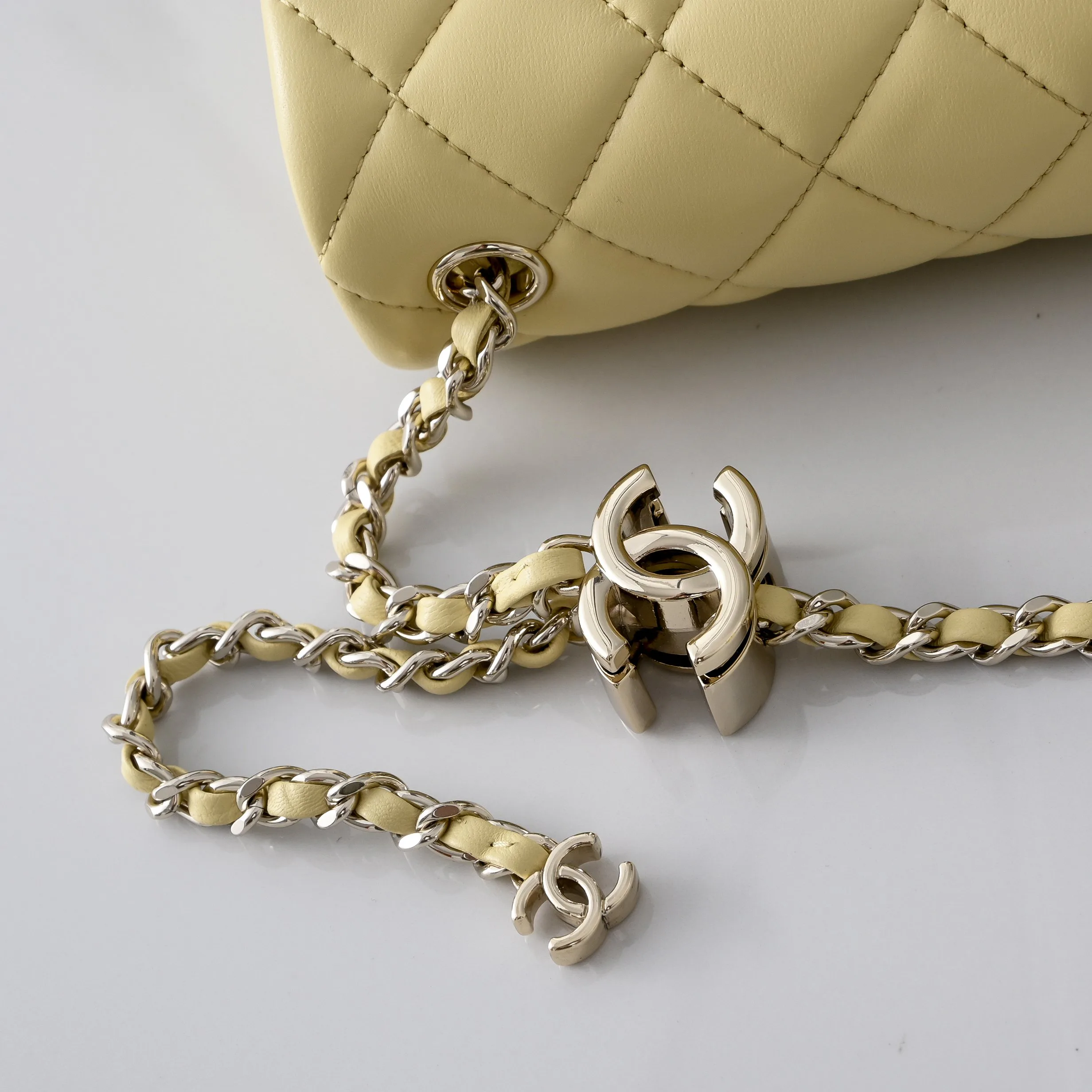 Классические Сумки Женские Chanel 18148077