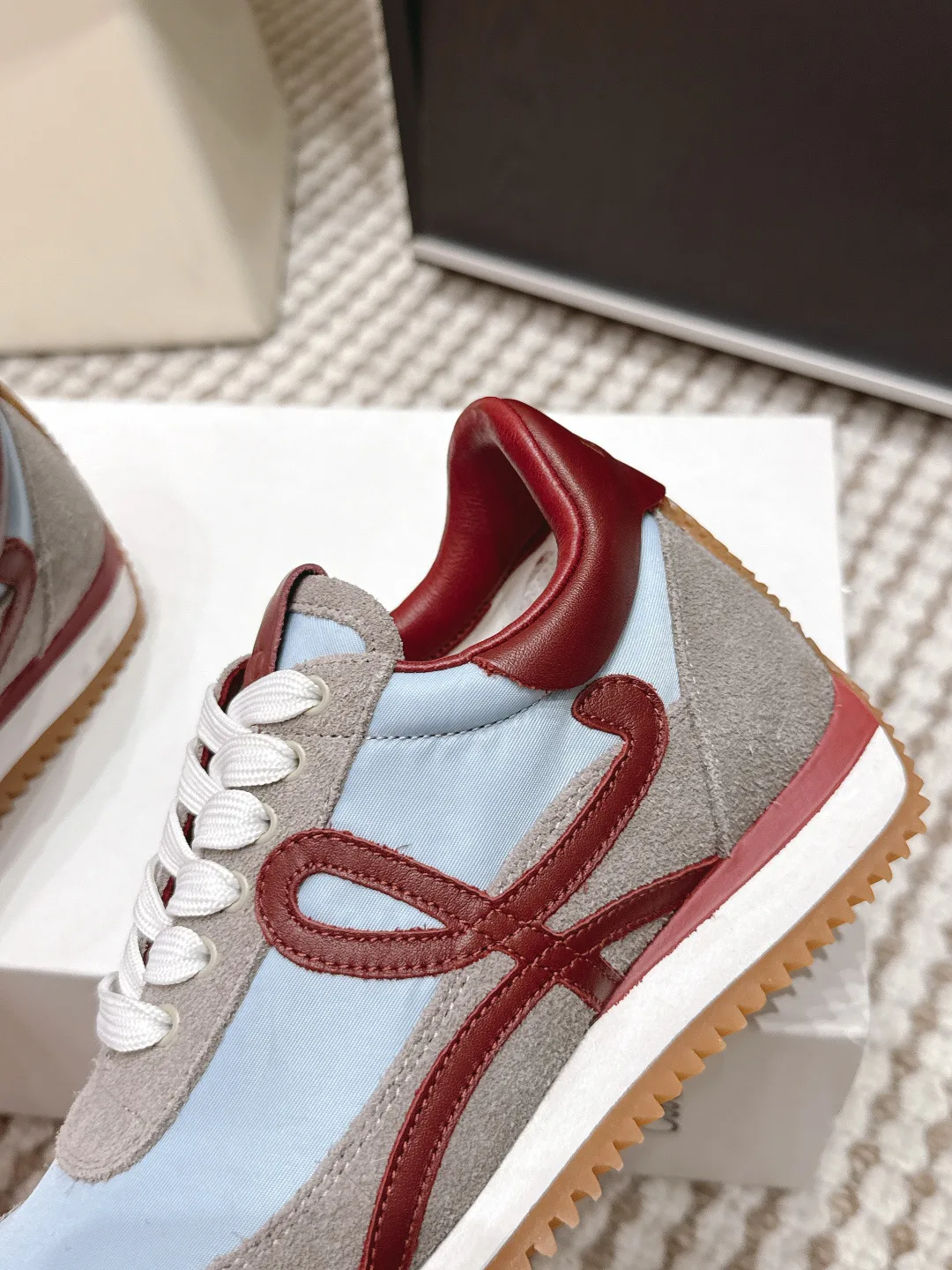 Кроссовки Женские Loewe 1866715