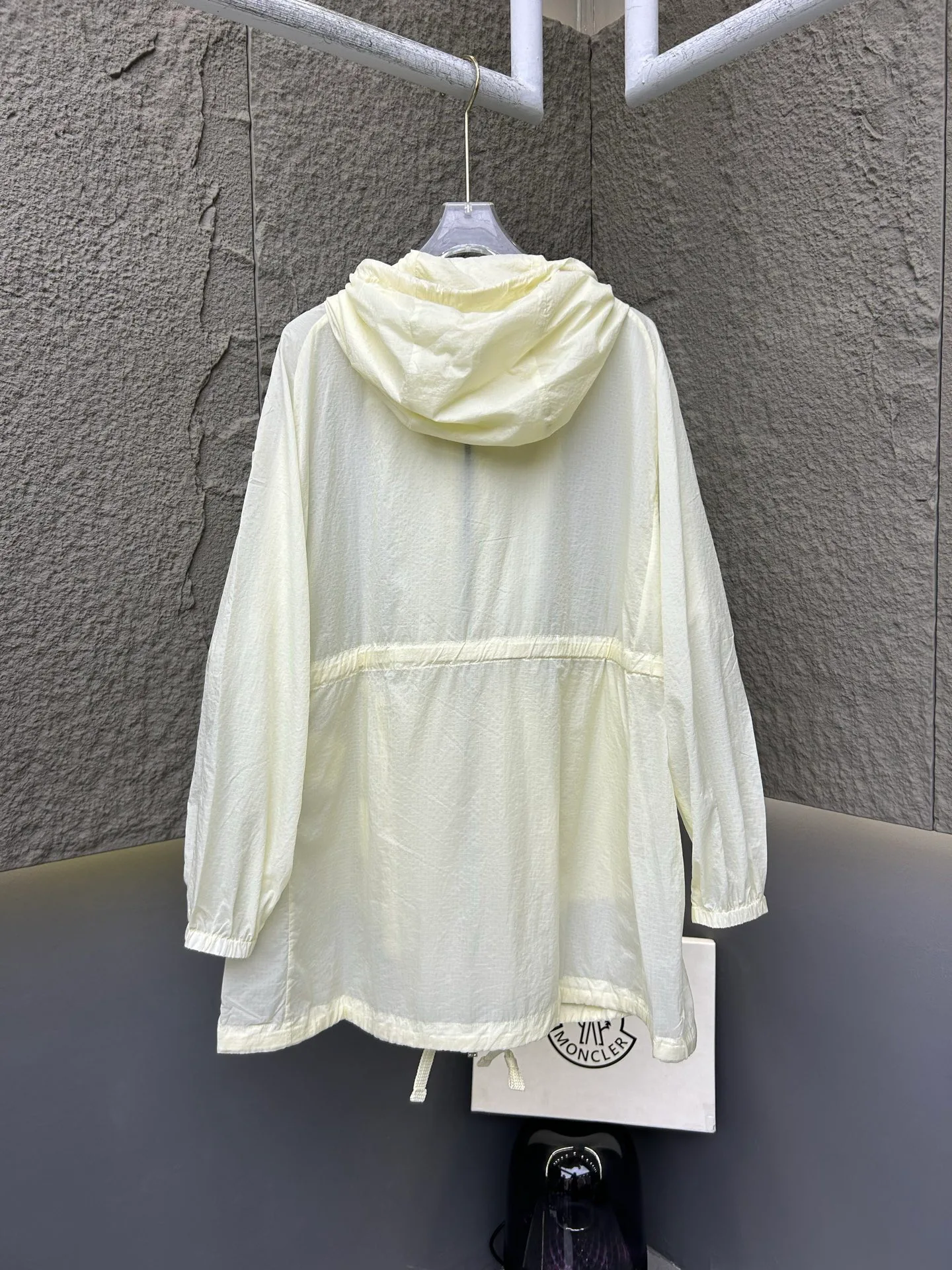 Куртки И Пуховики Женские Moncler 11862683