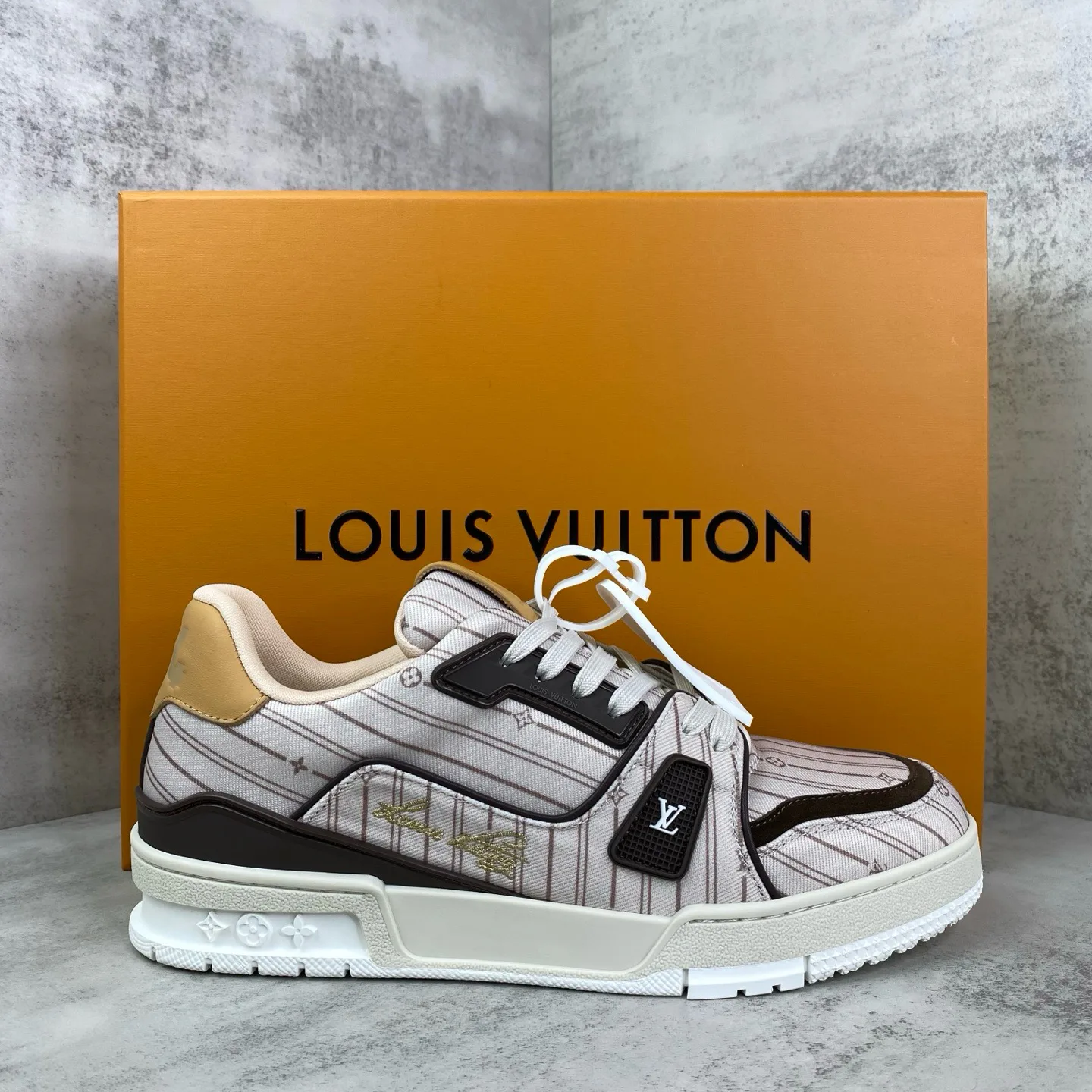 Кроссовки Женские Louis Vuitton 17961746