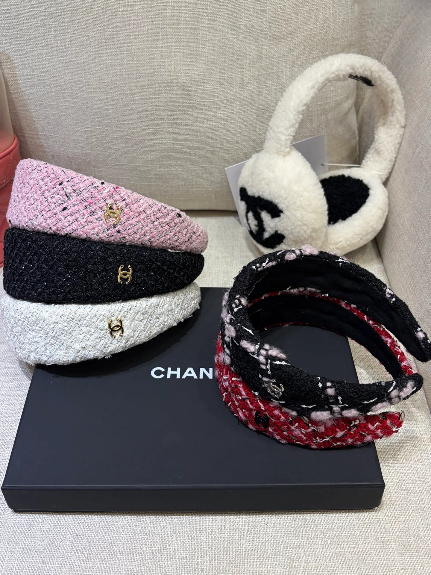 Головные Уборы Chanel 3932077
