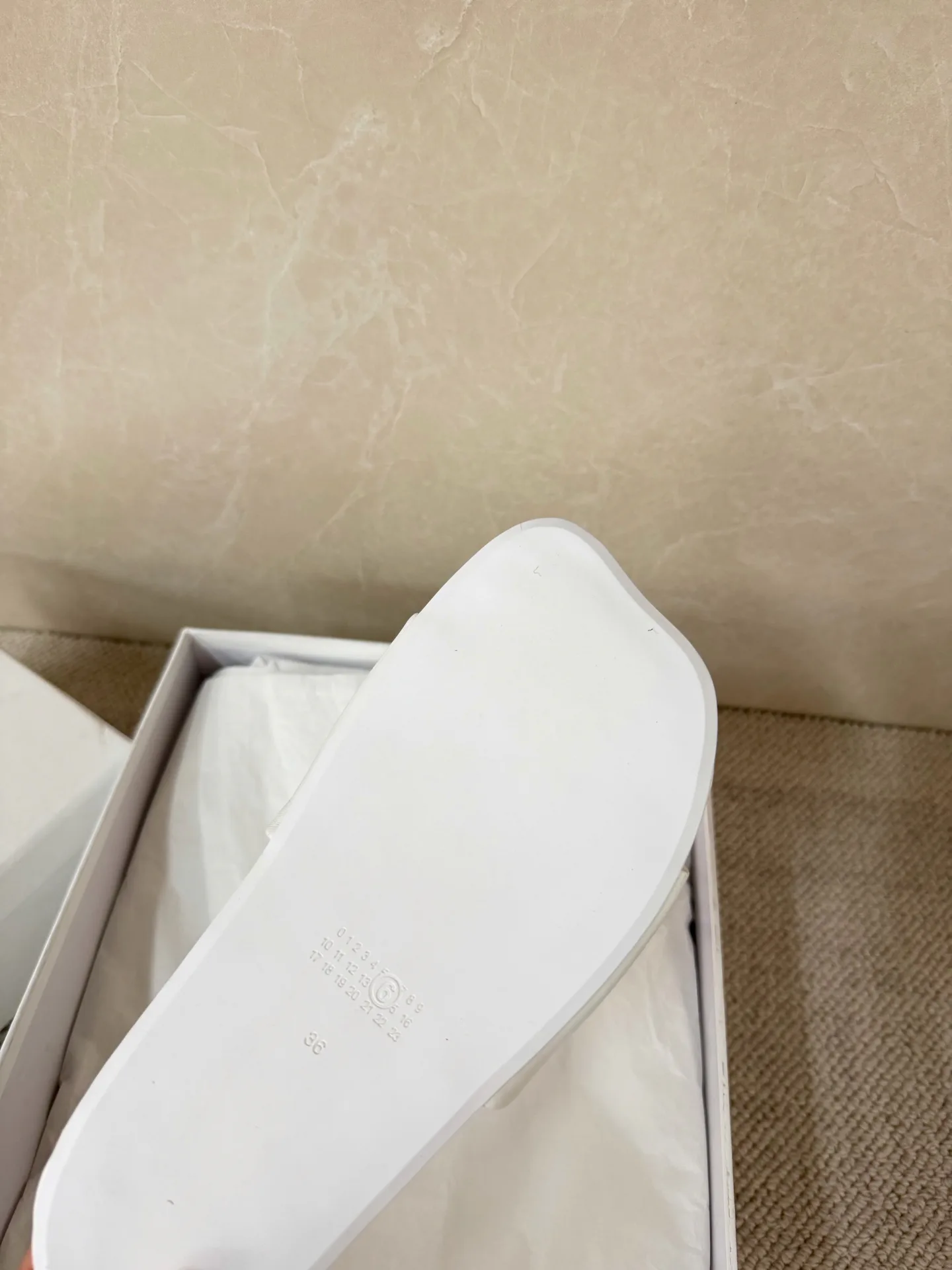 Шлепанцы Женские Maison Margiela 1260744