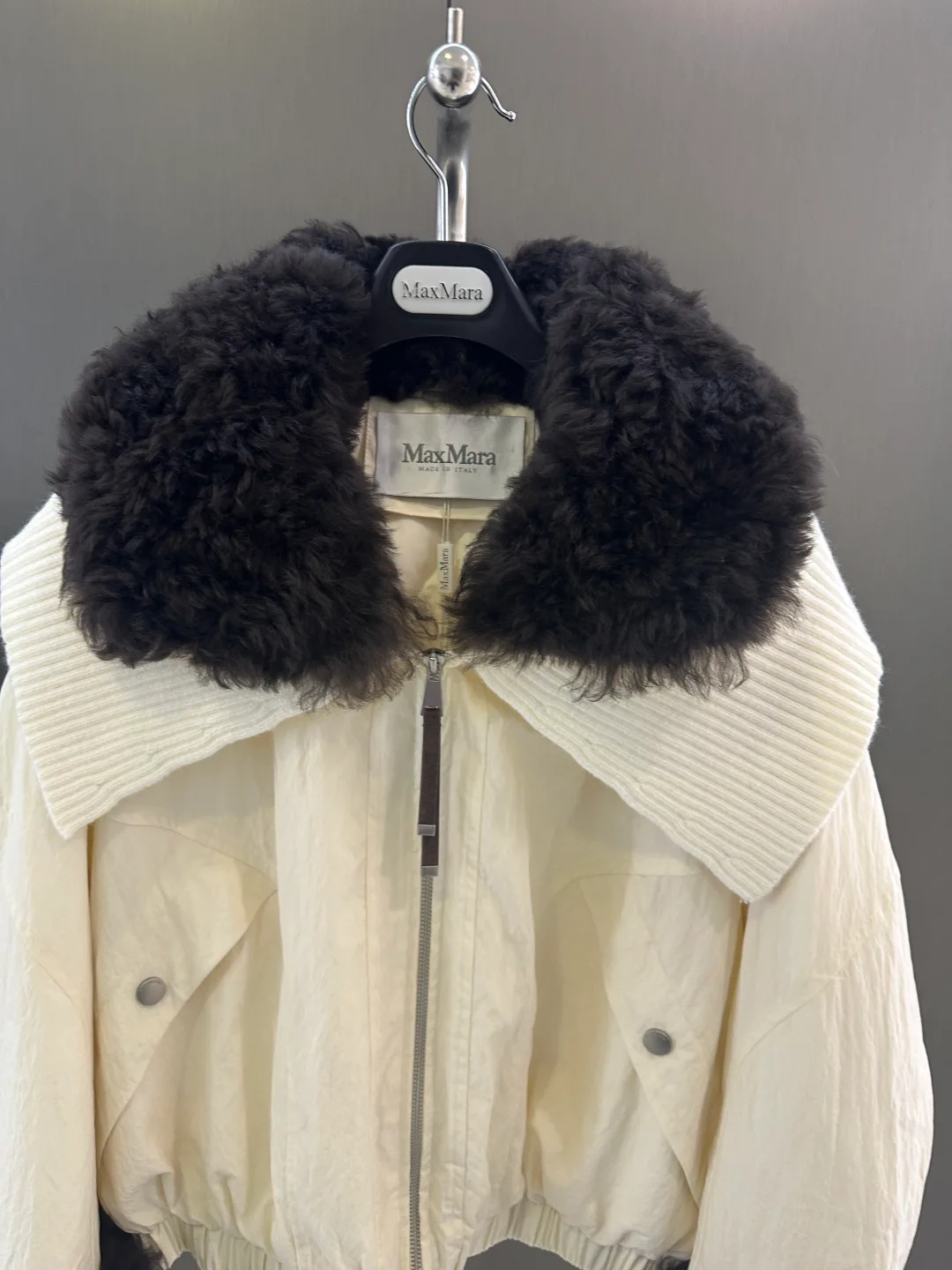 Куртки И Пуховики Женские Max Mara 476576