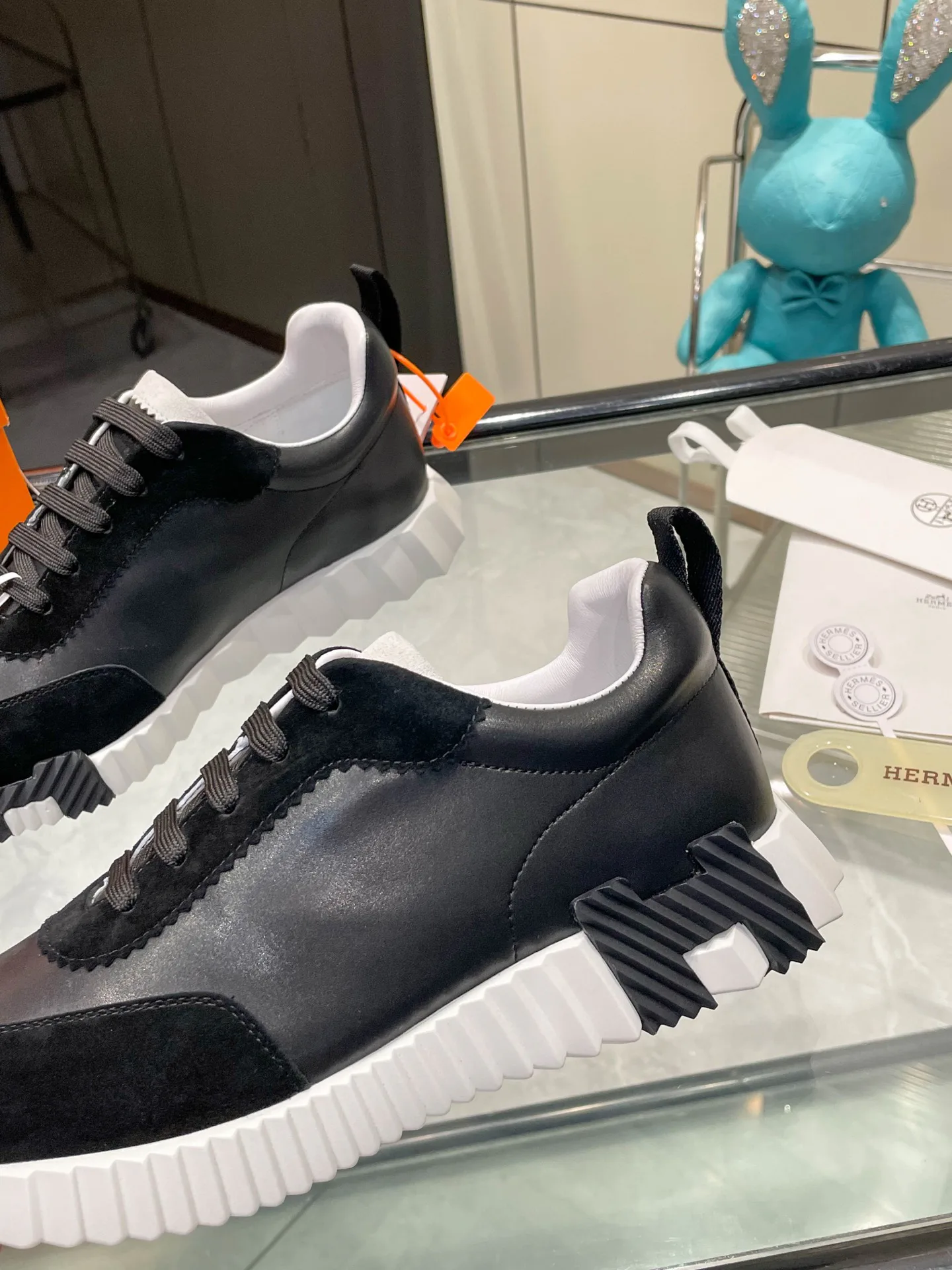 Кроссовки Женские Hermes 17954804