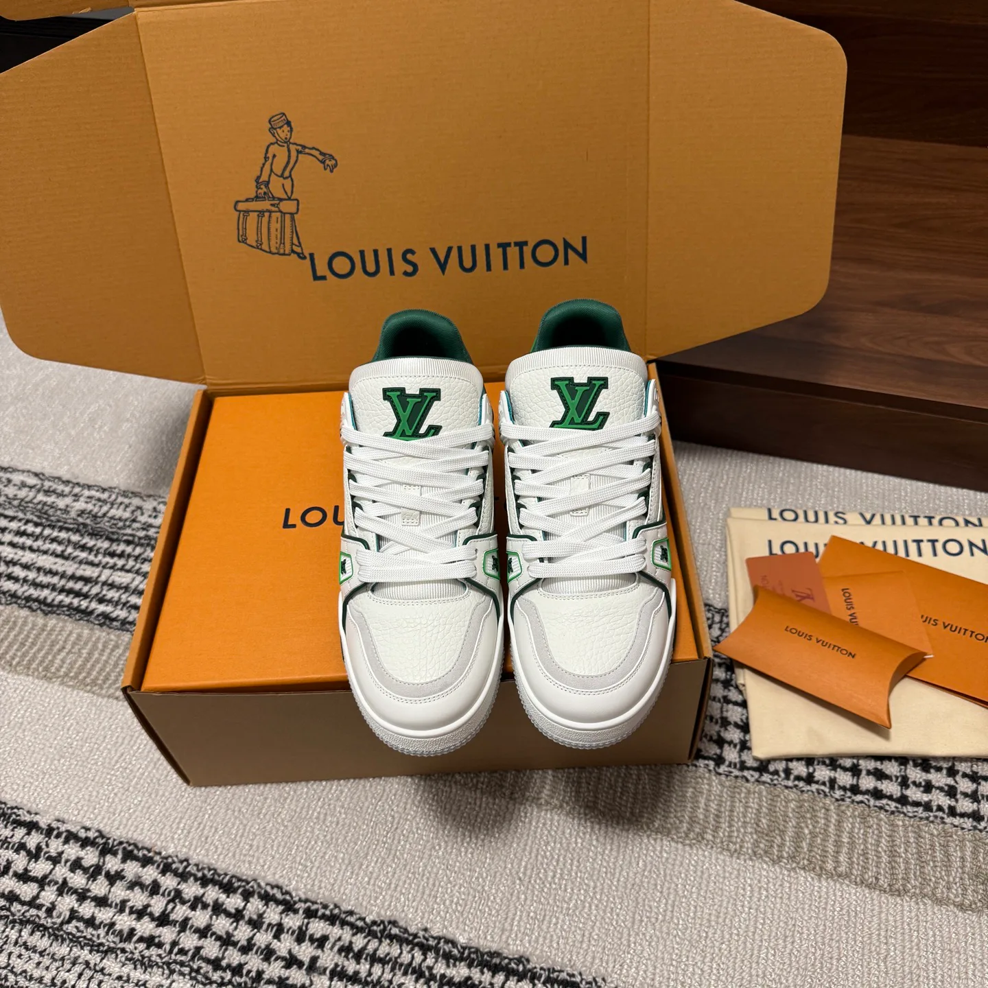 Кроссовки Женские Louis Vuitton 245612