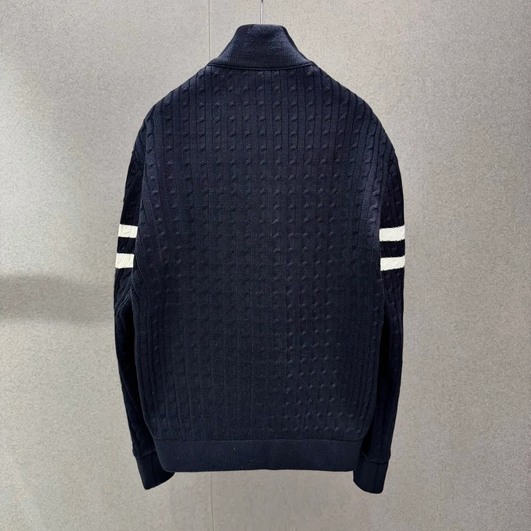 Куртки И Пуховики Мужские Moncler 17418478