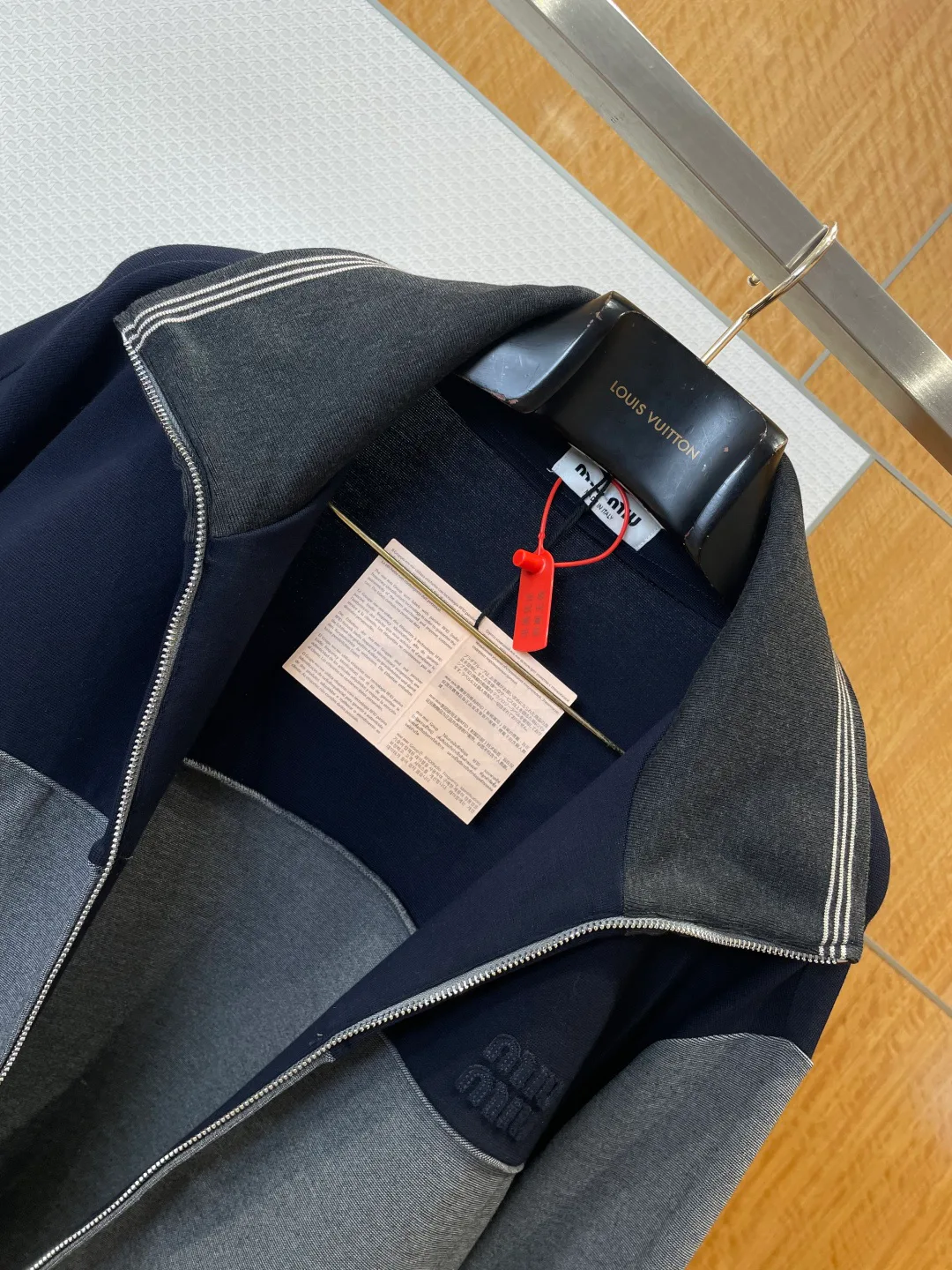 Куртки И Пуховики Мужские Miu Miu 5877481
