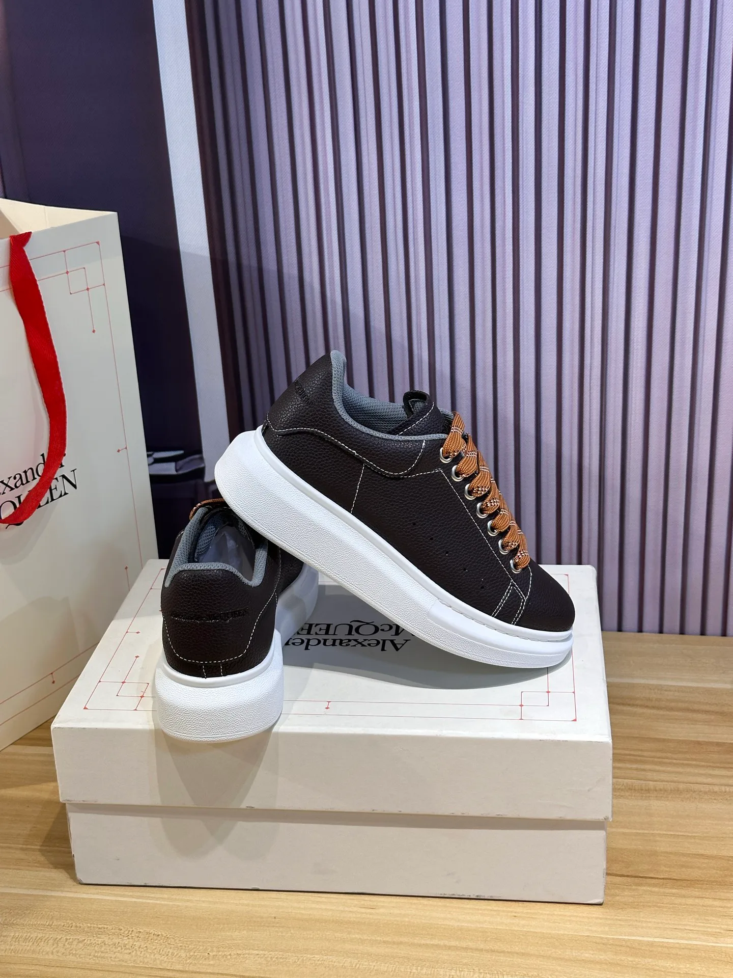 Кроссовки Женские Alexander Mcqueen 3470451