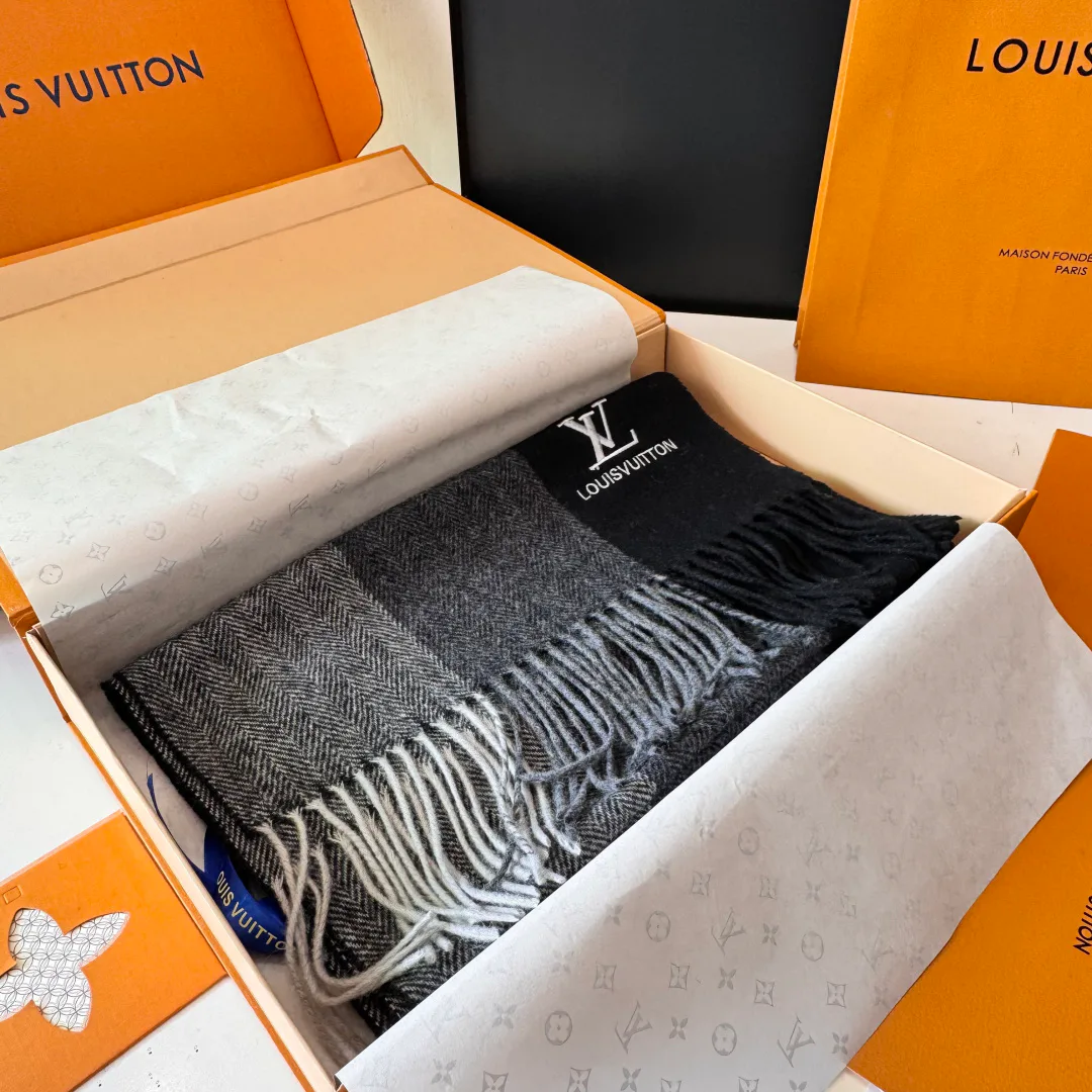 Шарфы Louis Vuitton 1242335