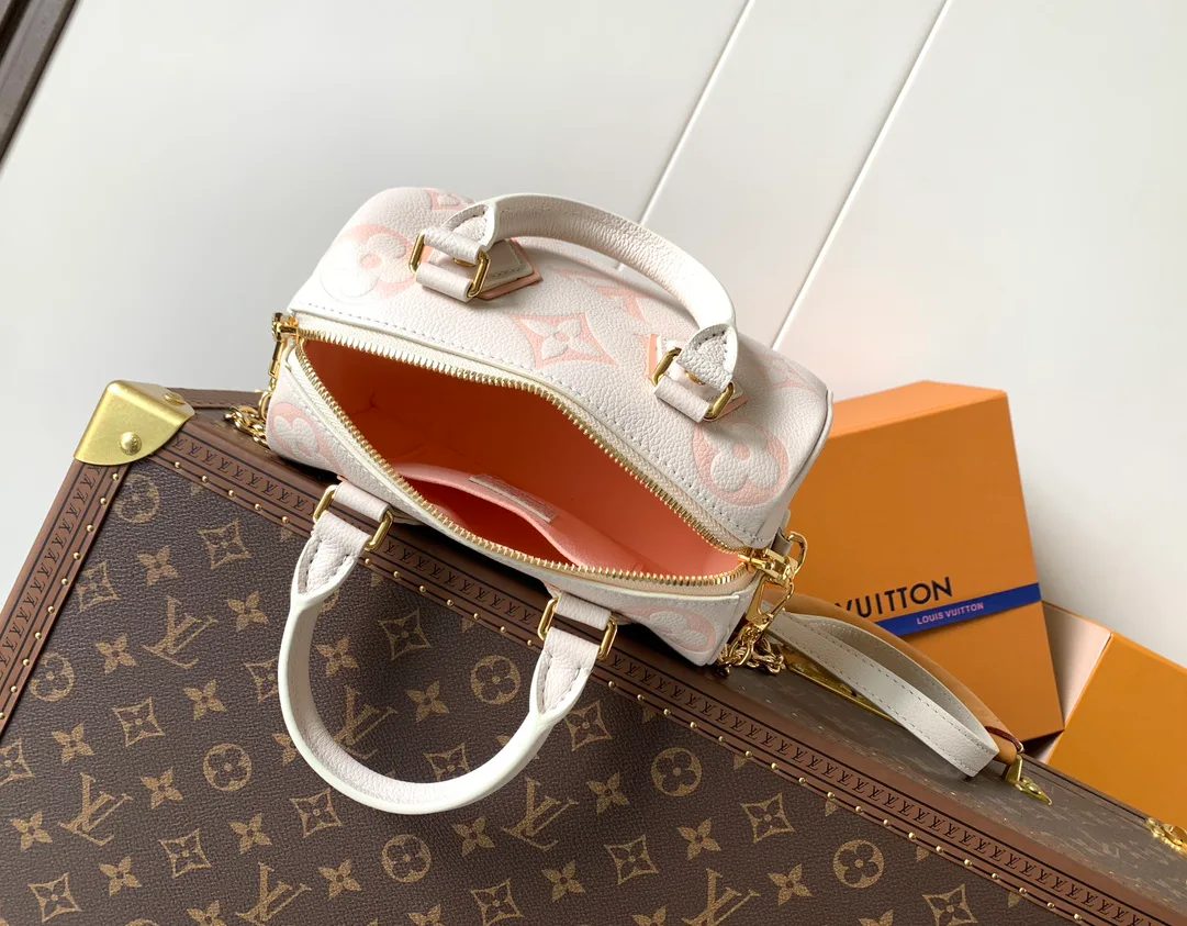 Классические Сумки Женские Louis Vuitton 11488627
