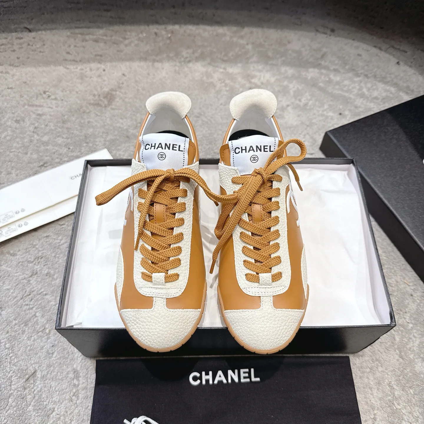 Кроссовки Женские Chanel 11407458