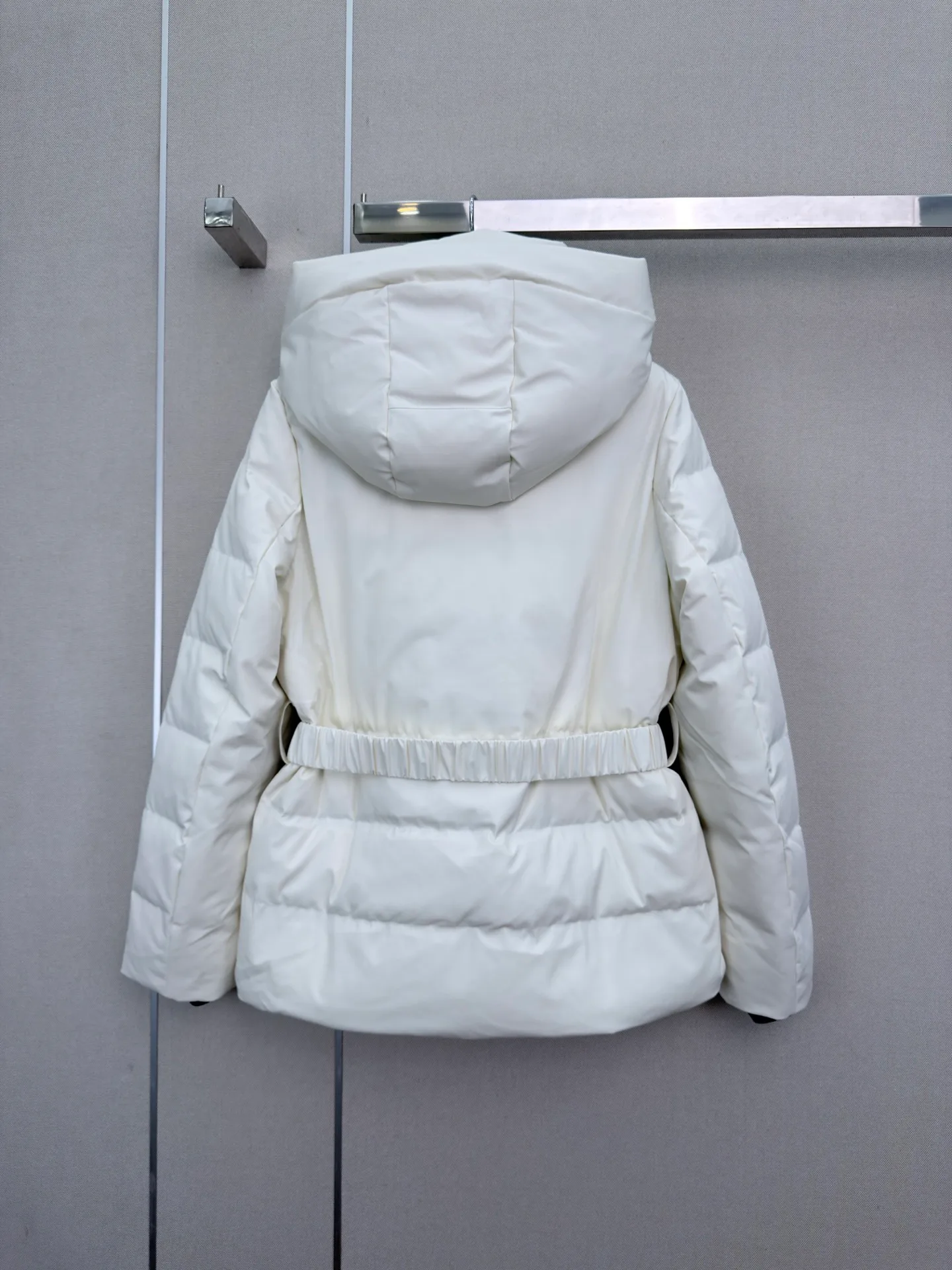 Куртки И Пуховики Женские Prada 19052069