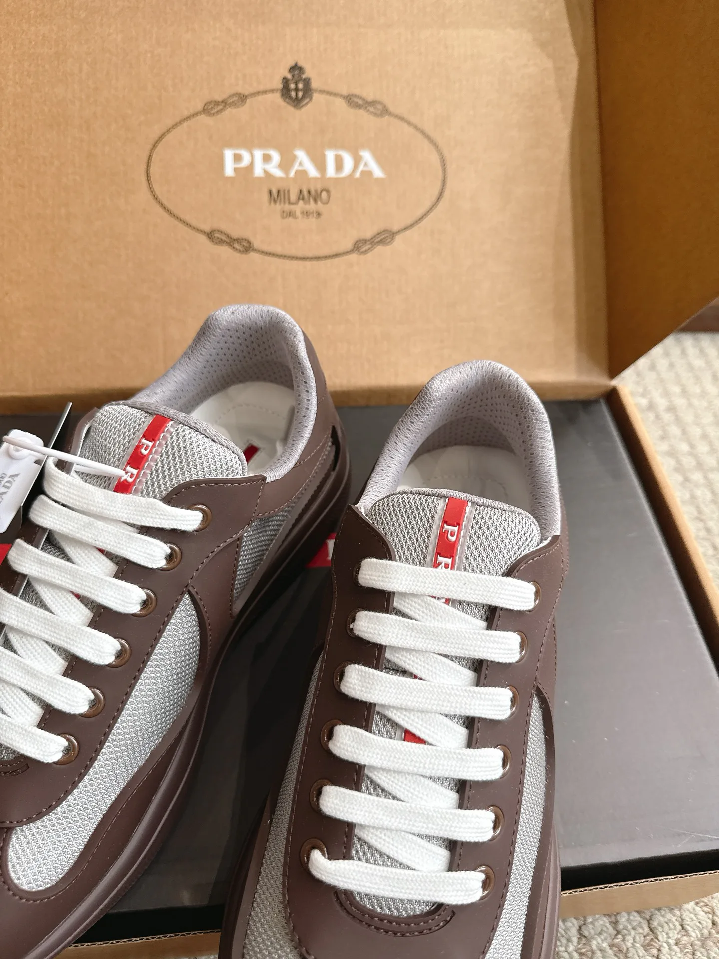 Кроссовки Женские Prada 17470439
