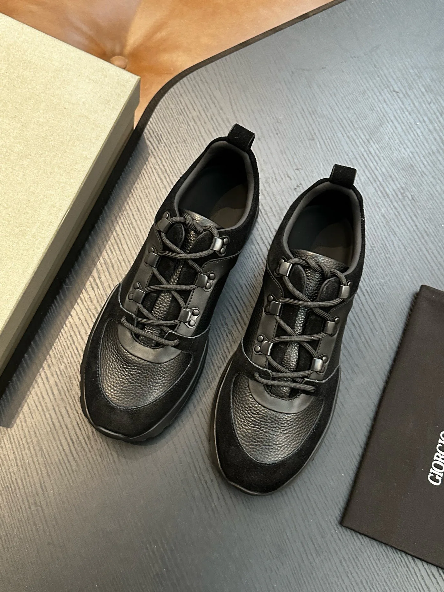 Кроссовки Мужские Armani 11426303