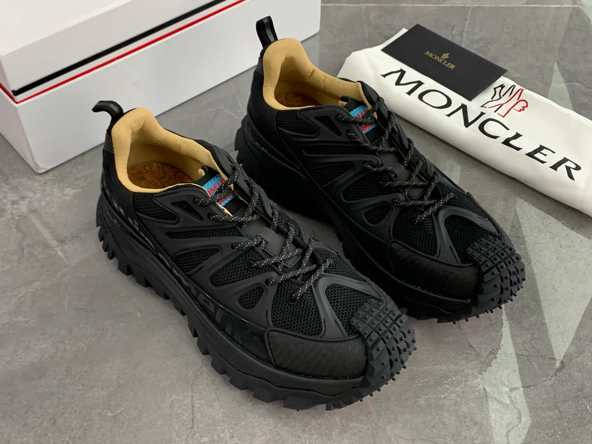 Кроссовки Женские Moncler 3415318