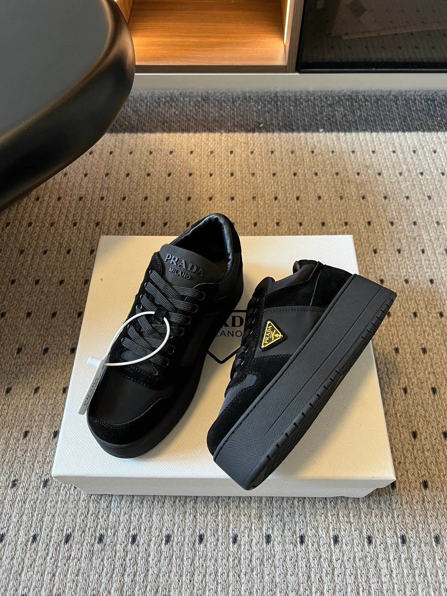 Кроссовки Женские Prada 18509468