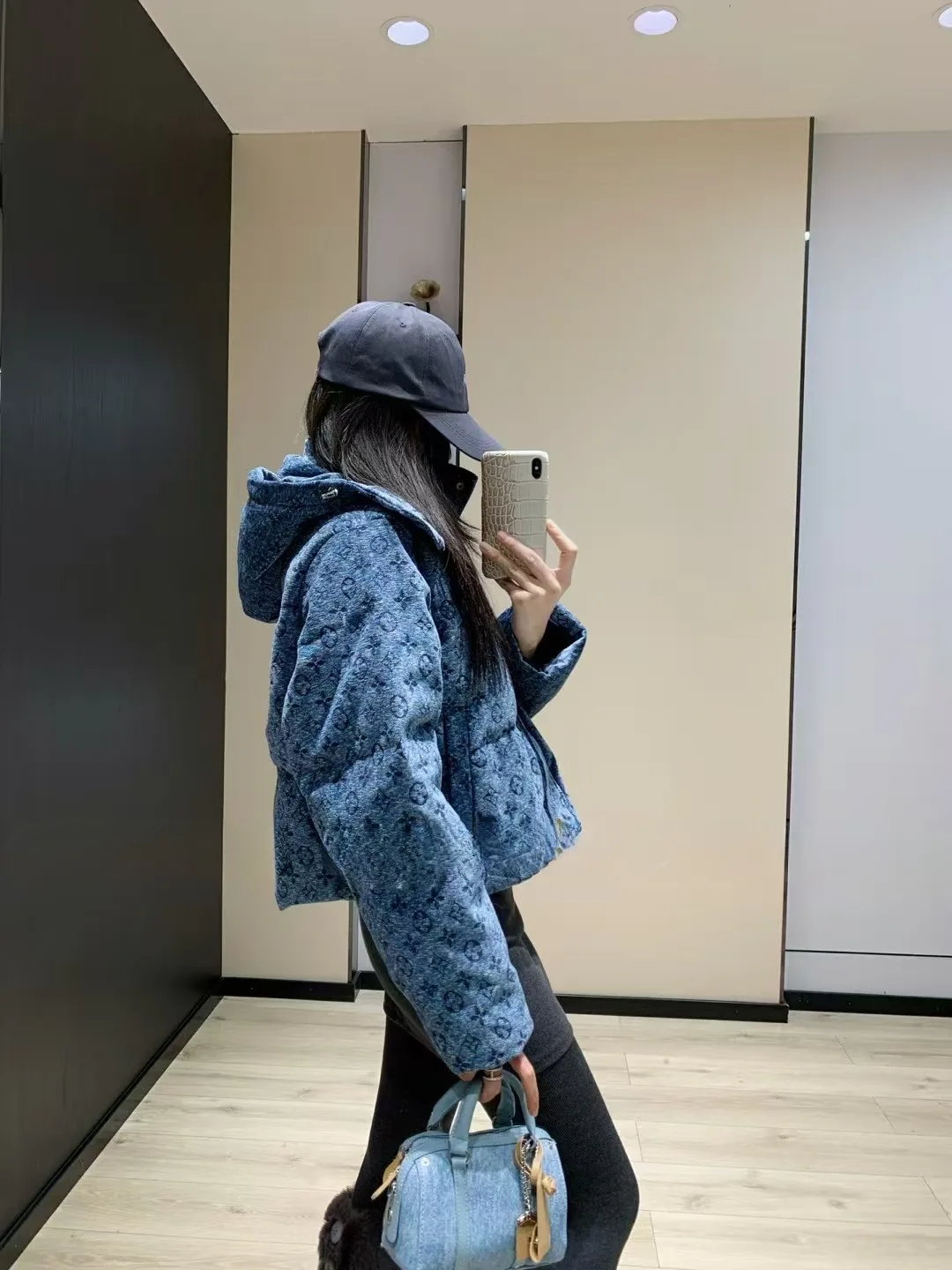 Куртки И Пуховики Женские Louis Vuitton 476473