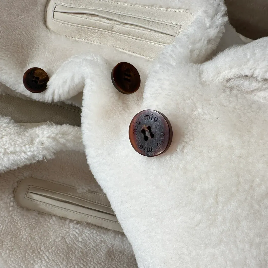 Кожаные Куртки И Дублёнки Женские Miu Miu 150183
