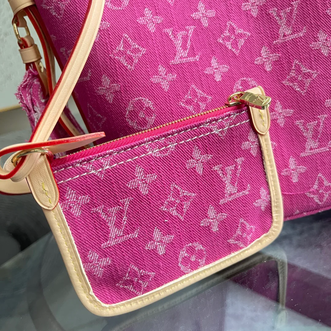 Сумки На Ремне Женские Louis Vuitton 11886366