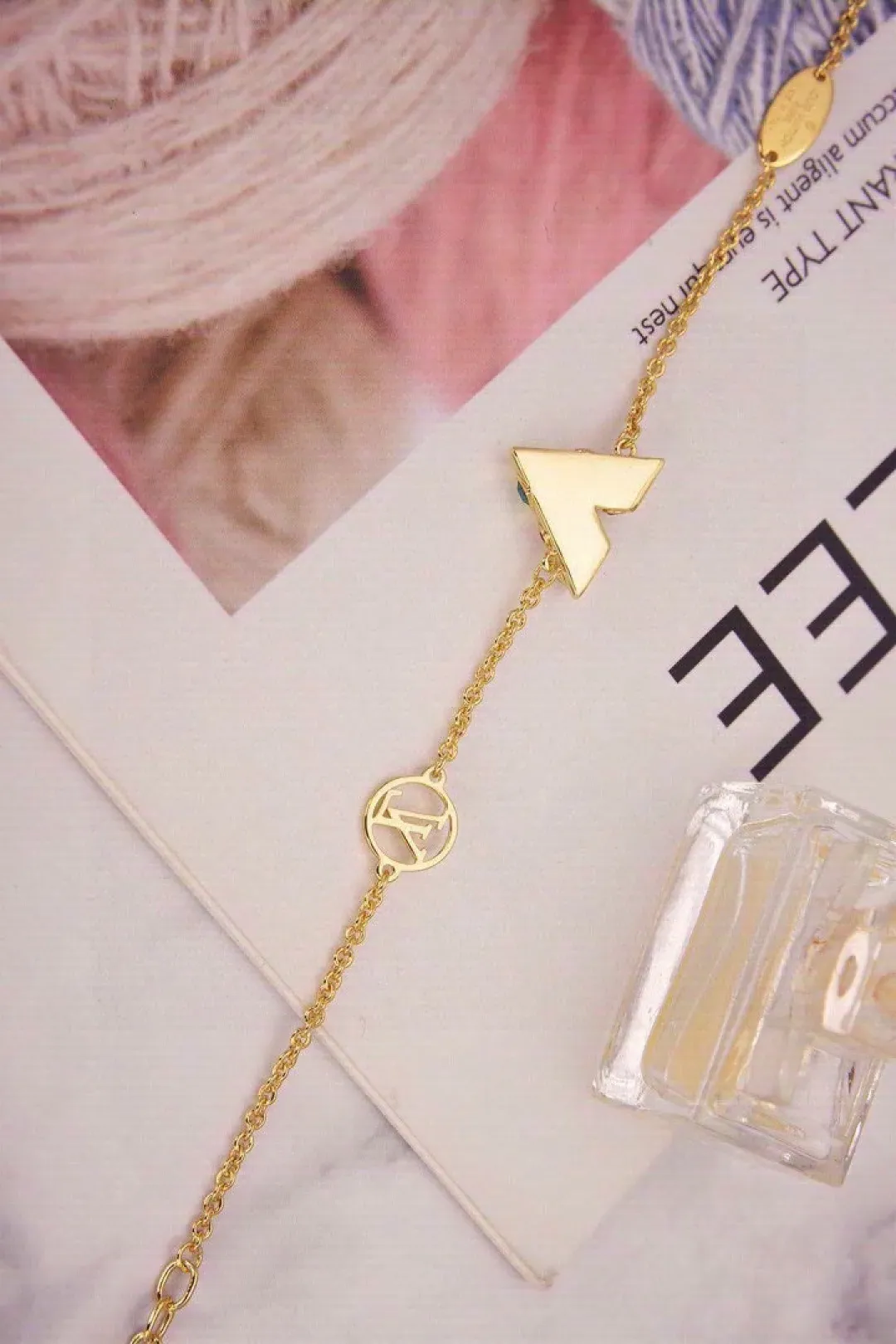 Бижутерия Louis Vuitton 5940599