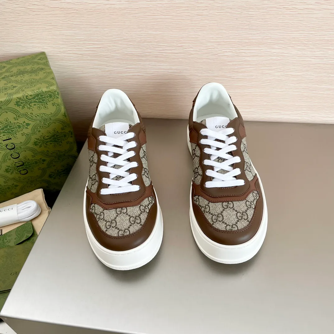 Кроссовки Женские Gucci 1880471