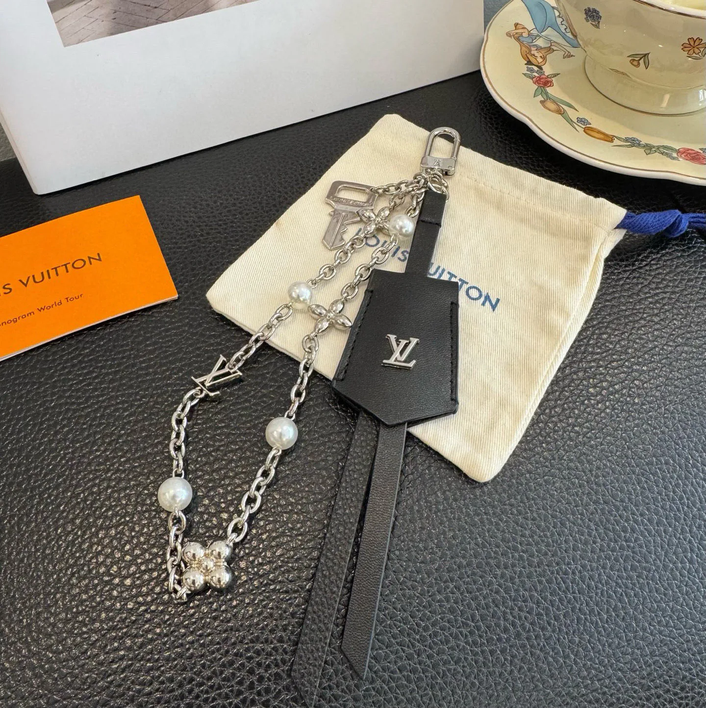 Ключницы Louis Vuitton 427539