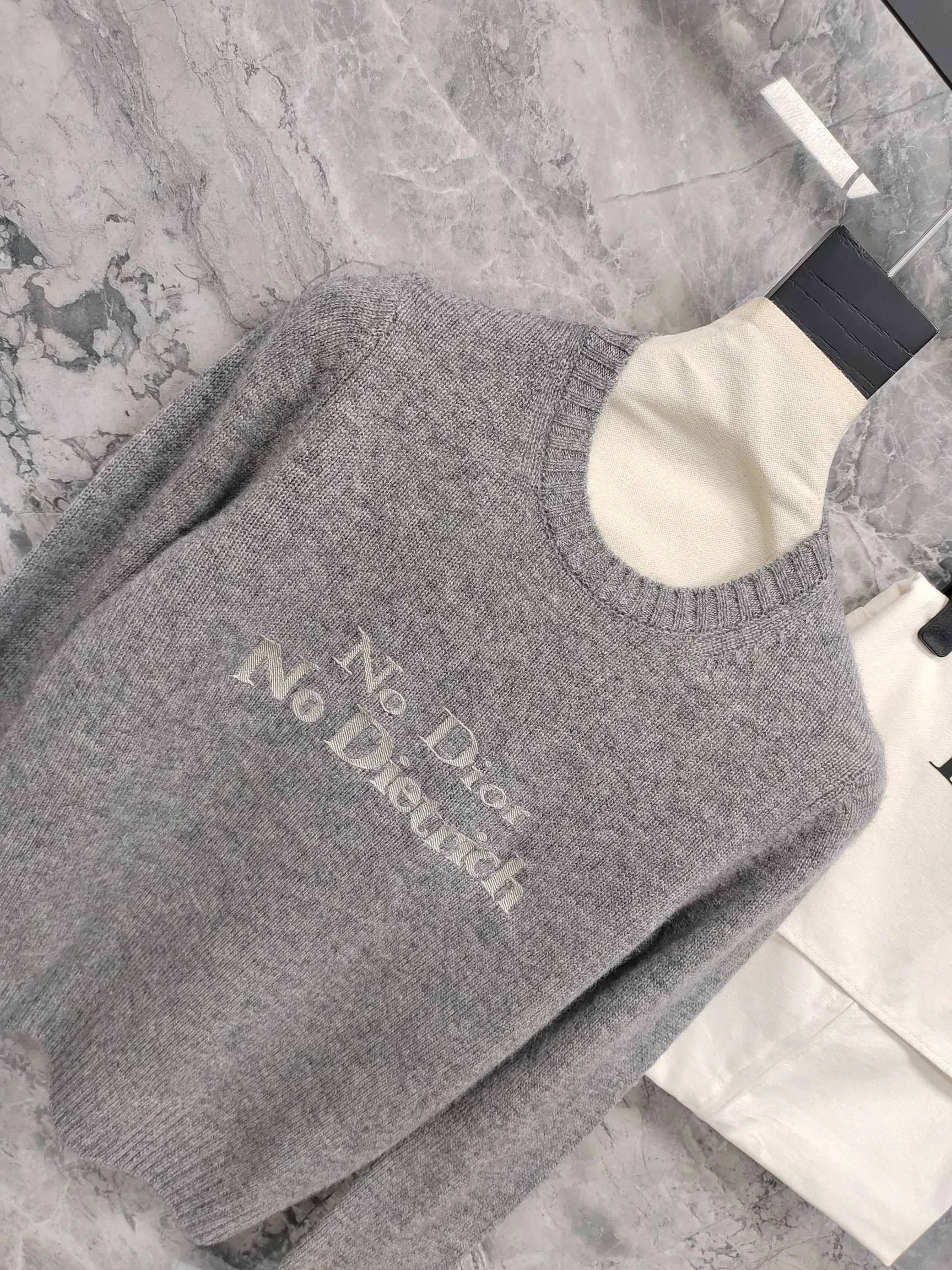 Джемперы И Свитеры Женские Christian Dior 12155904