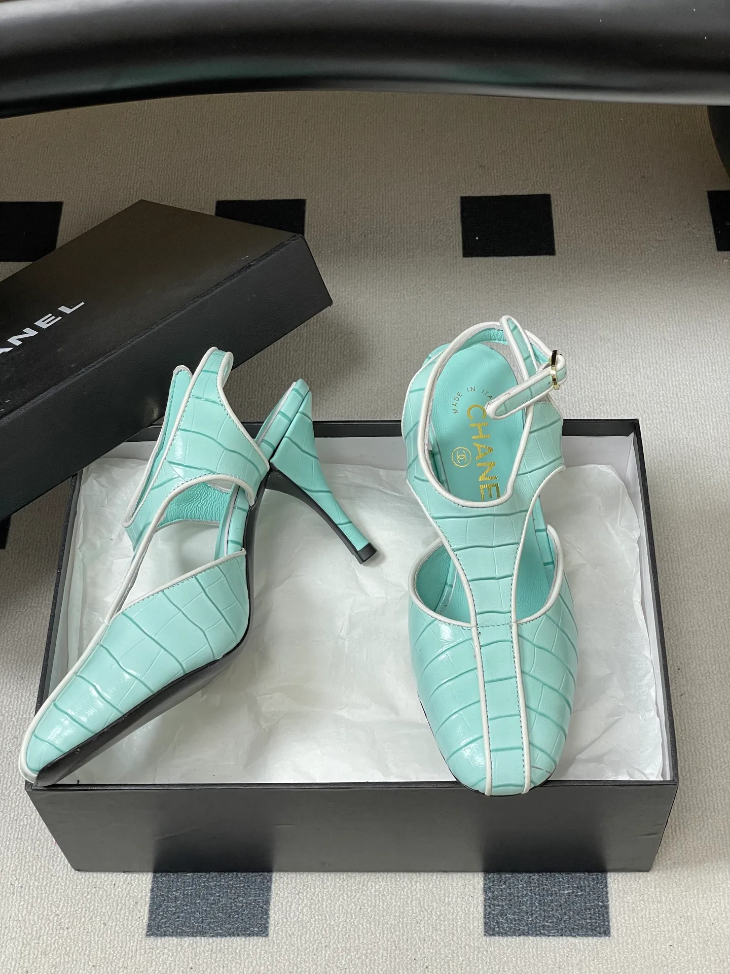 Босоножки Женские Chanel 11680183