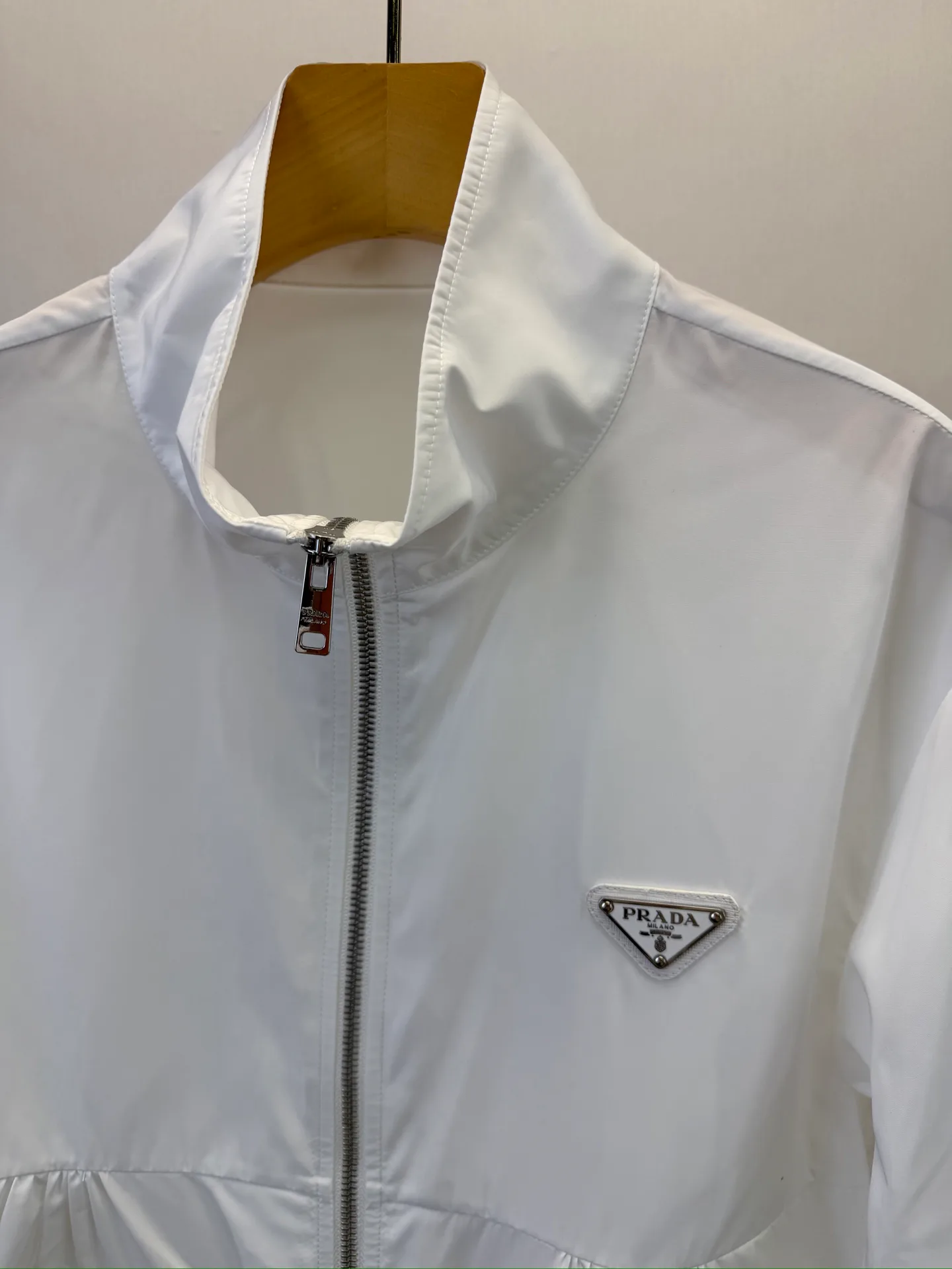 Куртки И Пуховики Женские Prada 17266270