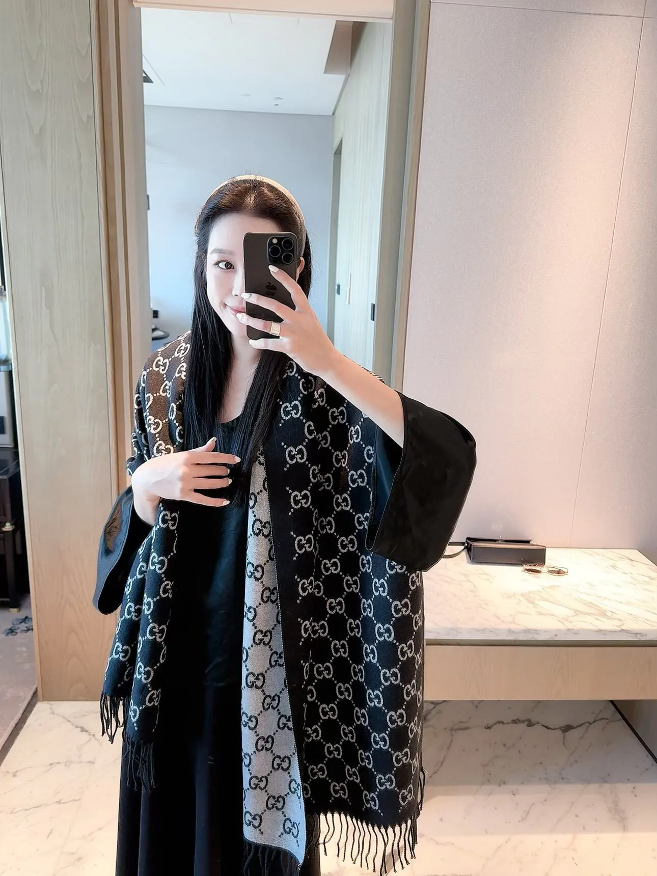 Шарфы Gucci 18322554