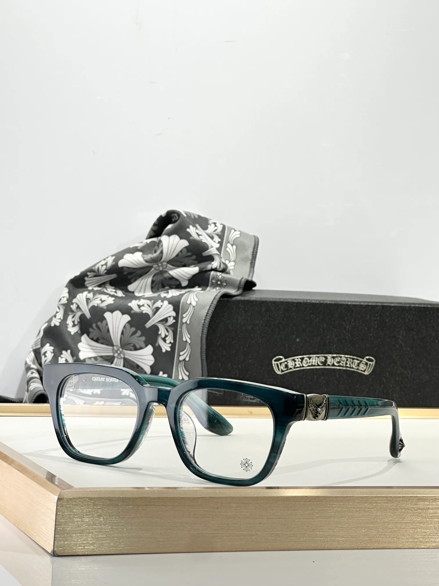 Очки Chrome Hearts 128355