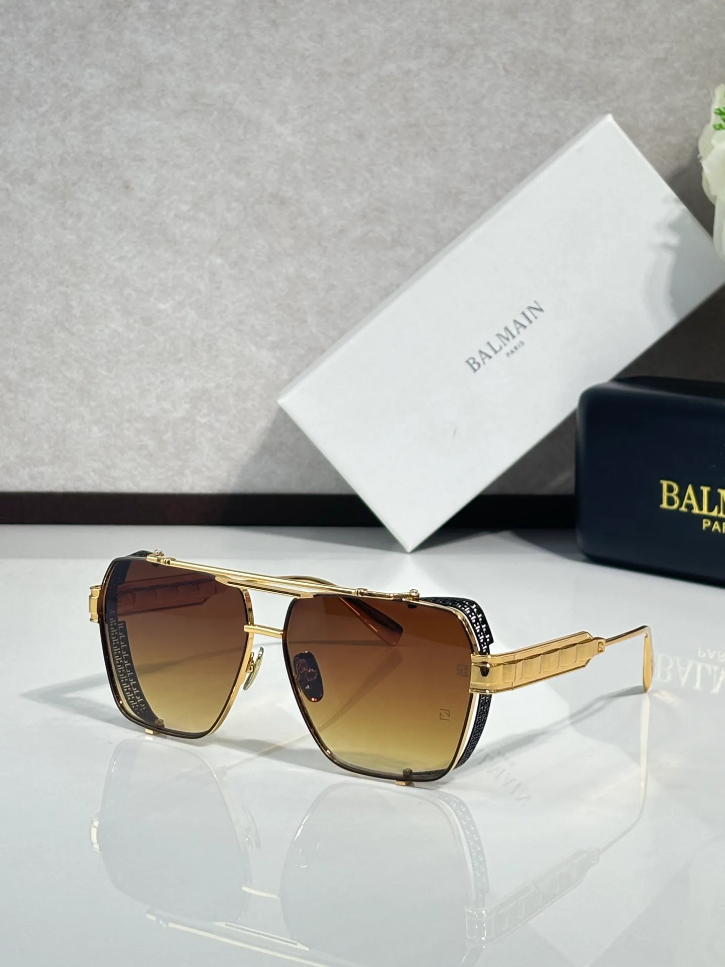 Очки Balmain 18490101
