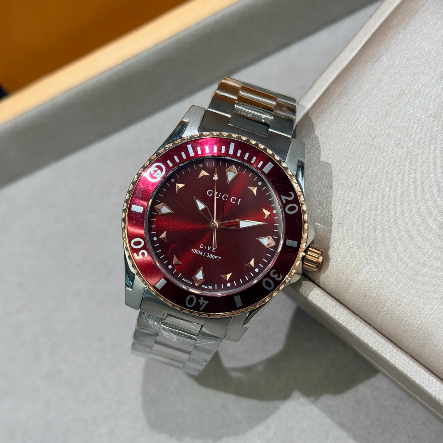 Часы Женские Gucci 17949018