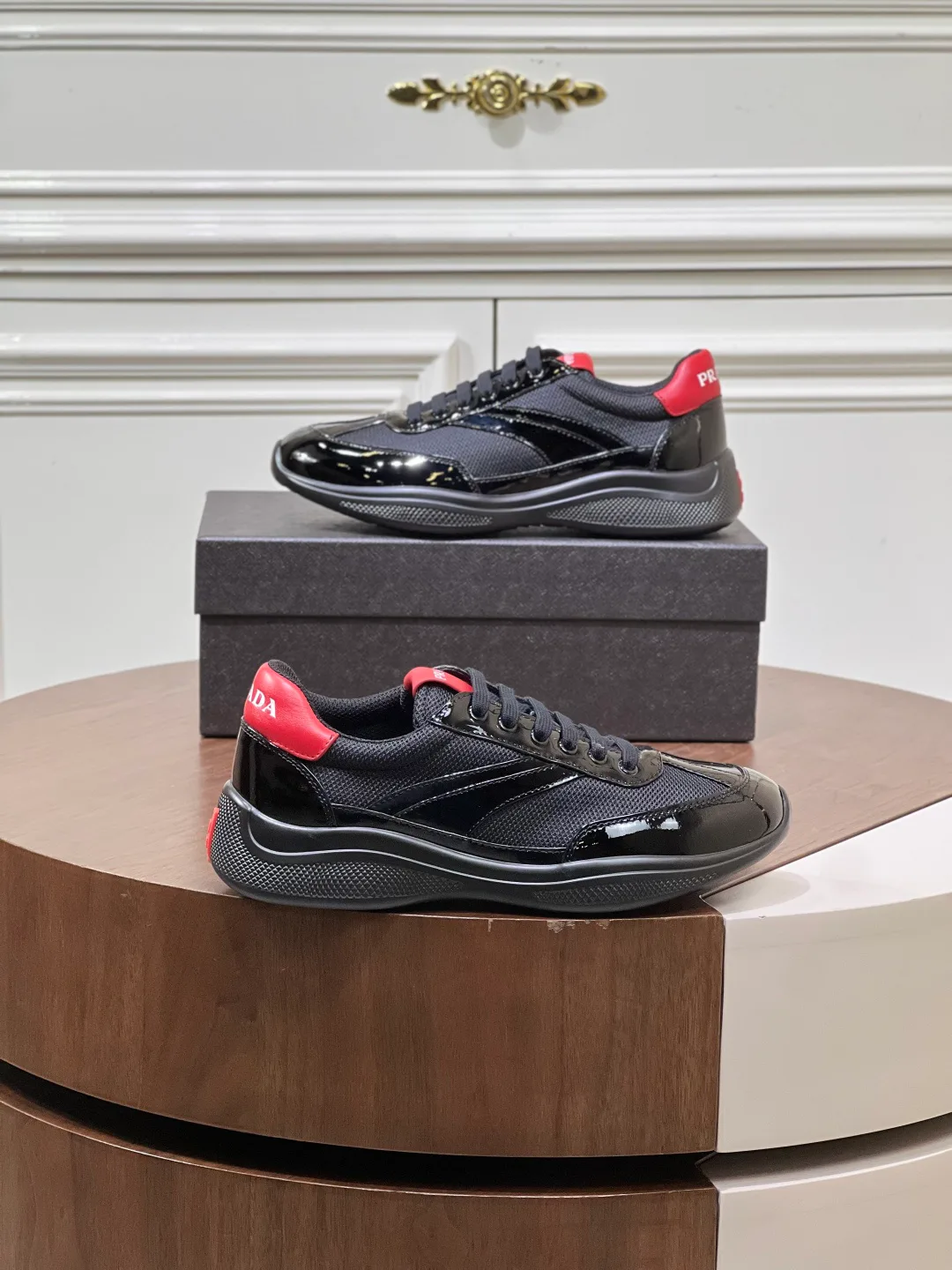 Кроссовки Женские Prada 17682038