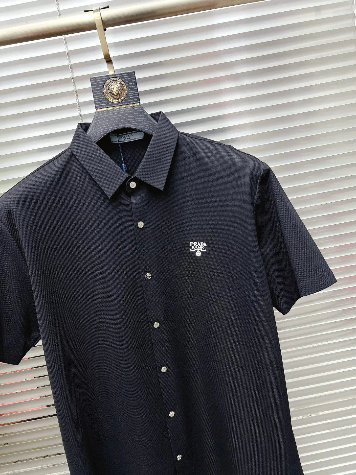 Рубашки Мужские Prada 18706346