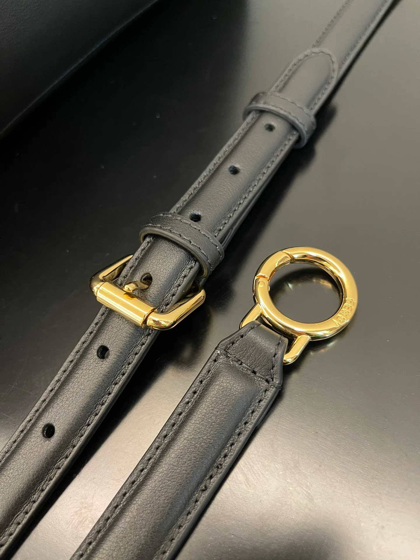 Классические Сумки Женские Fendi 13234518