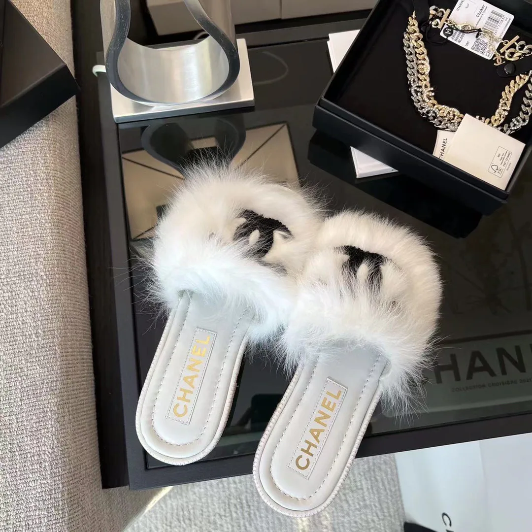 Тапочки Женские Chanel 18549713
