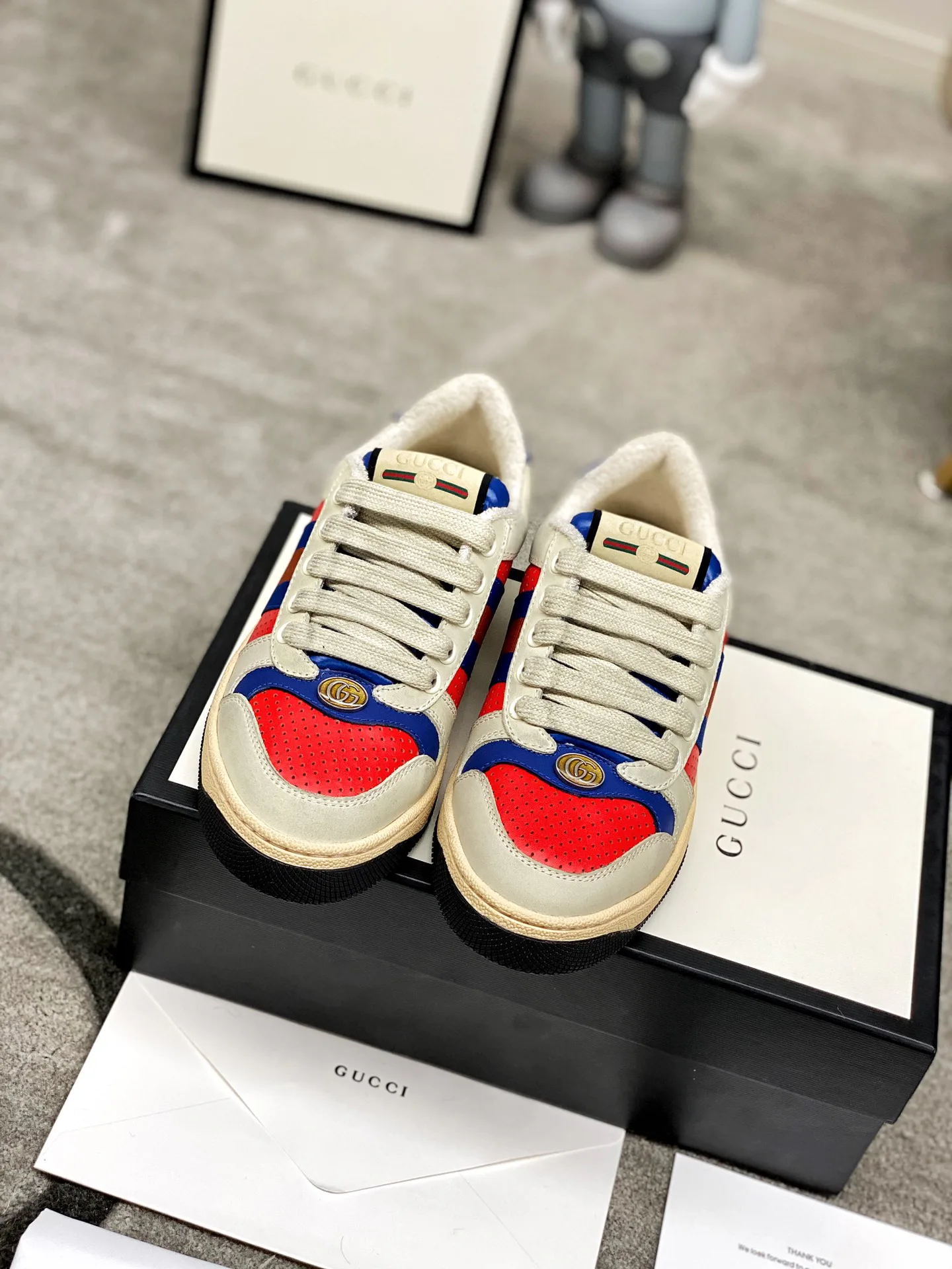 Кроссовки Женские Gucci 945007