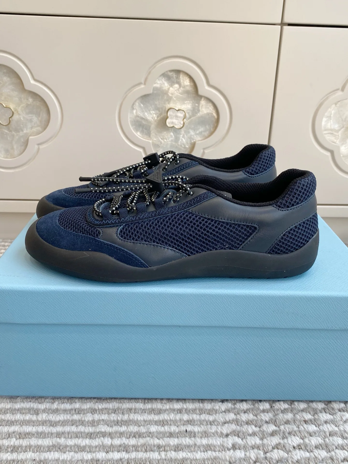 Кроссовки Женские Prada 11870112